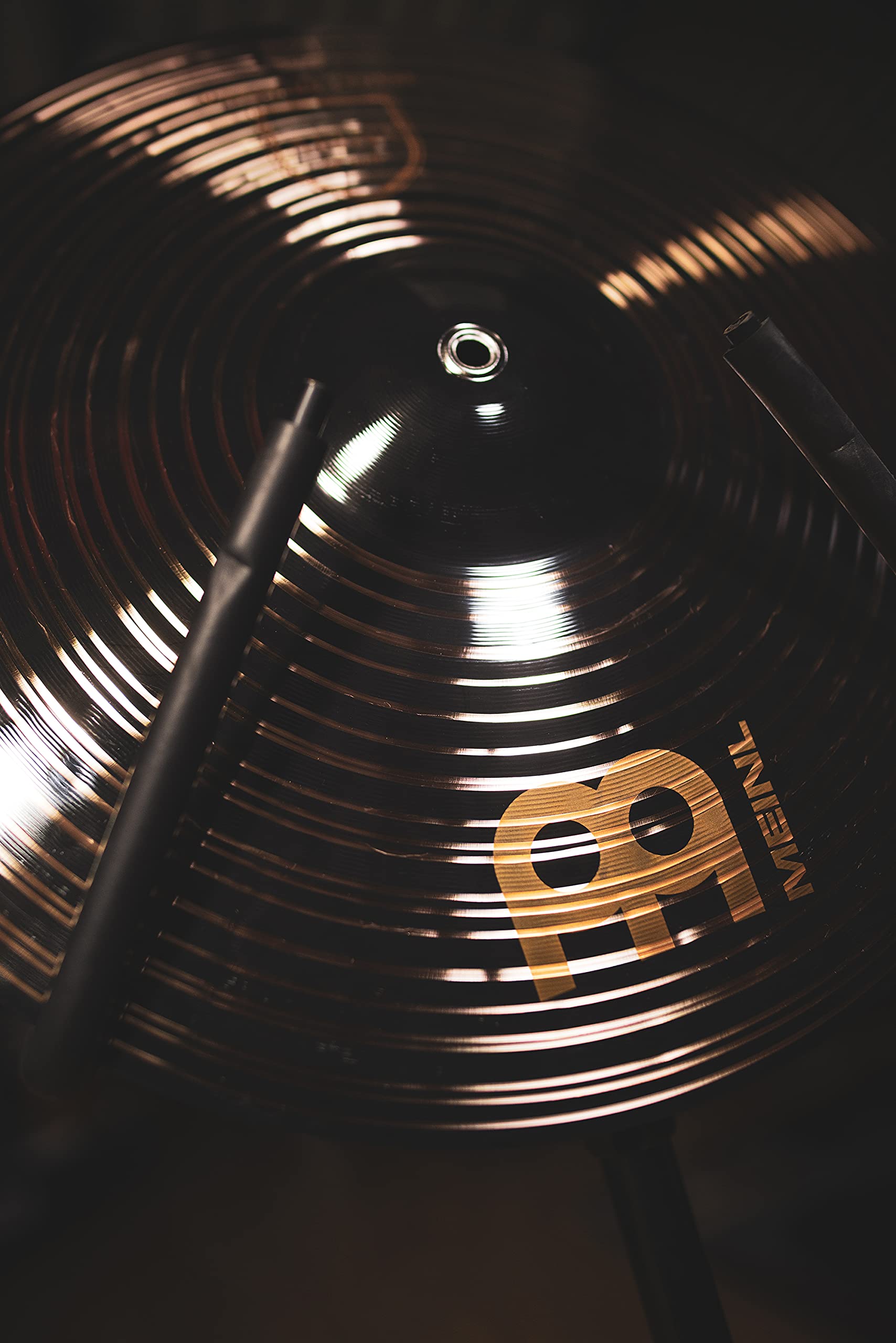 Meinl Cymbals Arena Marching Becken - 18 Zoll (45,7 cm) Marschbecken inklusive Halteriemen (MA-AR-18DA)