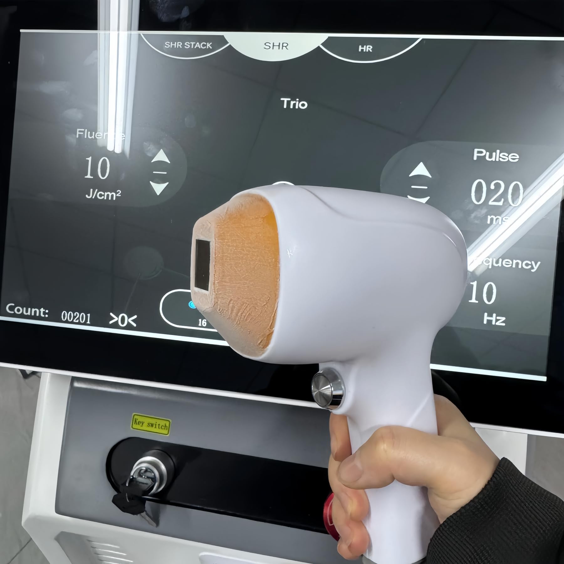 4000W Professional Diodo Laser Depilator 4 lunghezze d'onda 808nm 755nm 940nm 1064nm punto di raffreddamento depilazione laser per tutti i colori della pelle