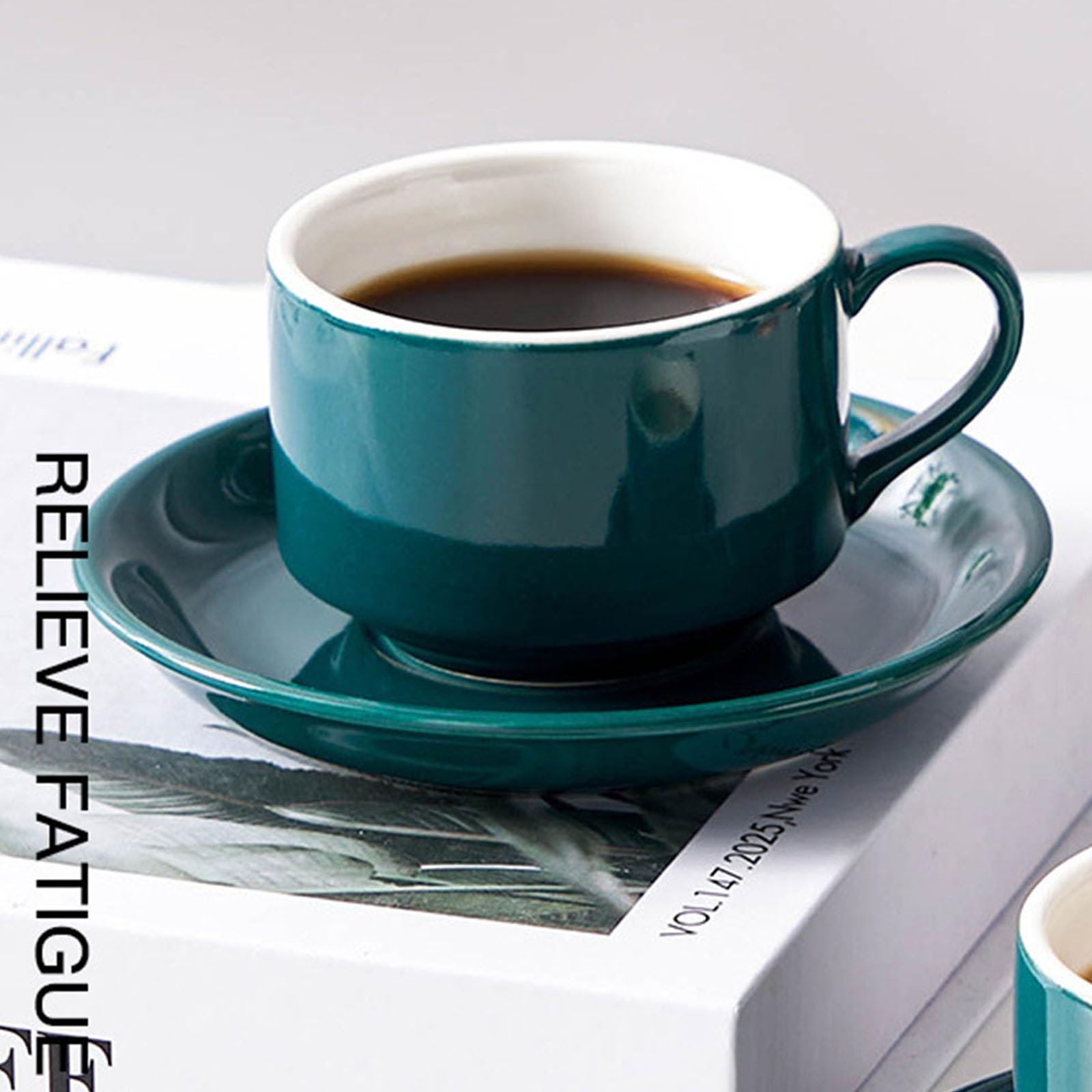 Set Tazze e Piatti in Ceramica Verde Adatti 8OZ Sostanza Non mortale Sedicicento Bevande Calde e Fredde Set Bevande Ideali per l'uso Quotidiano in Ufficio