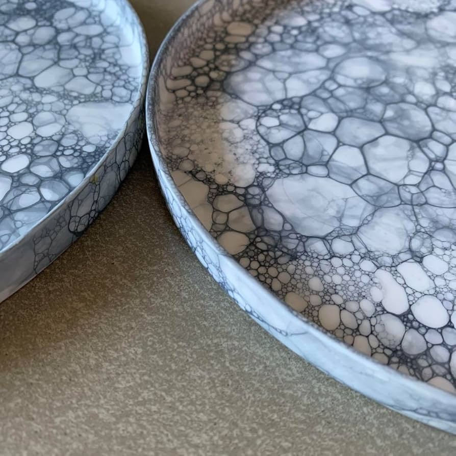 Amazon.co.jp: やま平窯 平皿 22cm 大皿 エッグシェル 有田焼