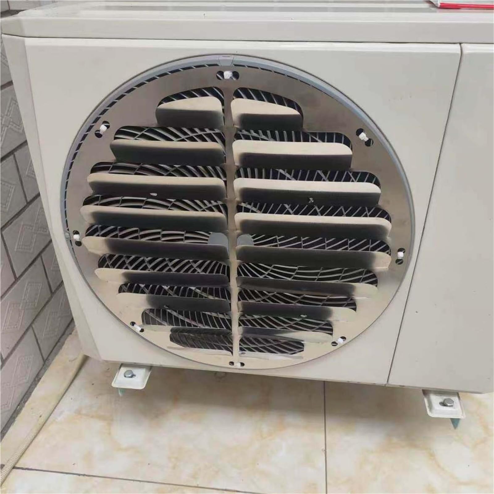 LSMDPT Outdoor AC Unit Wind Deflector, Air Conditioner Vent Louver Air Baffle For Compressor & Condenser Units, Stainless Steel Baffle For Wind Protection(Dia 48cm/19in)