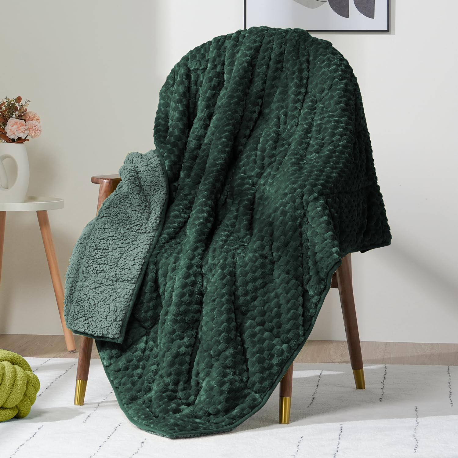 Fleece Weighted Blanket for Adults 48" x 72" 12lbs Soft Fuzzy Blankets