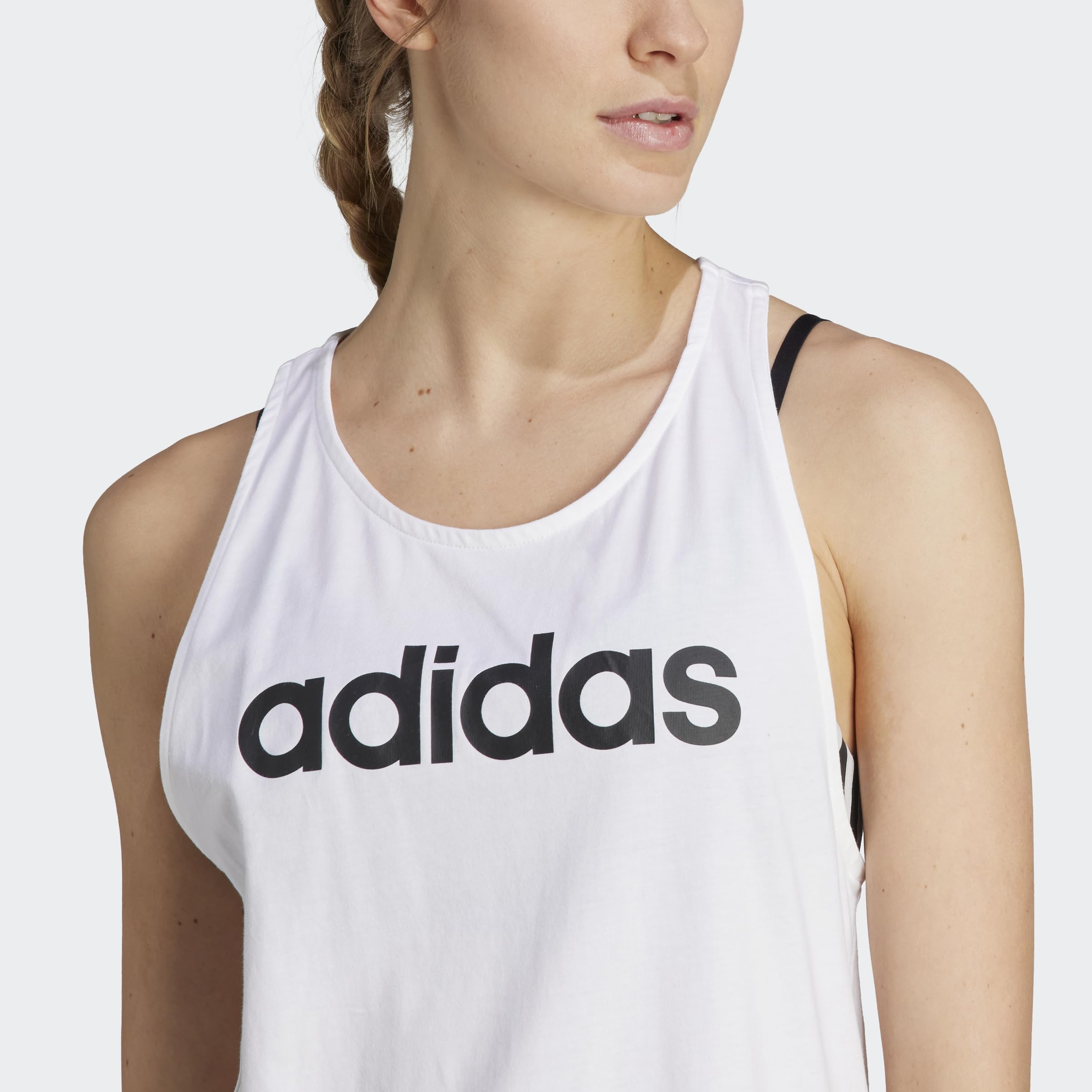 Adidas Essentials Slim T-Shirt à Manches Courtes