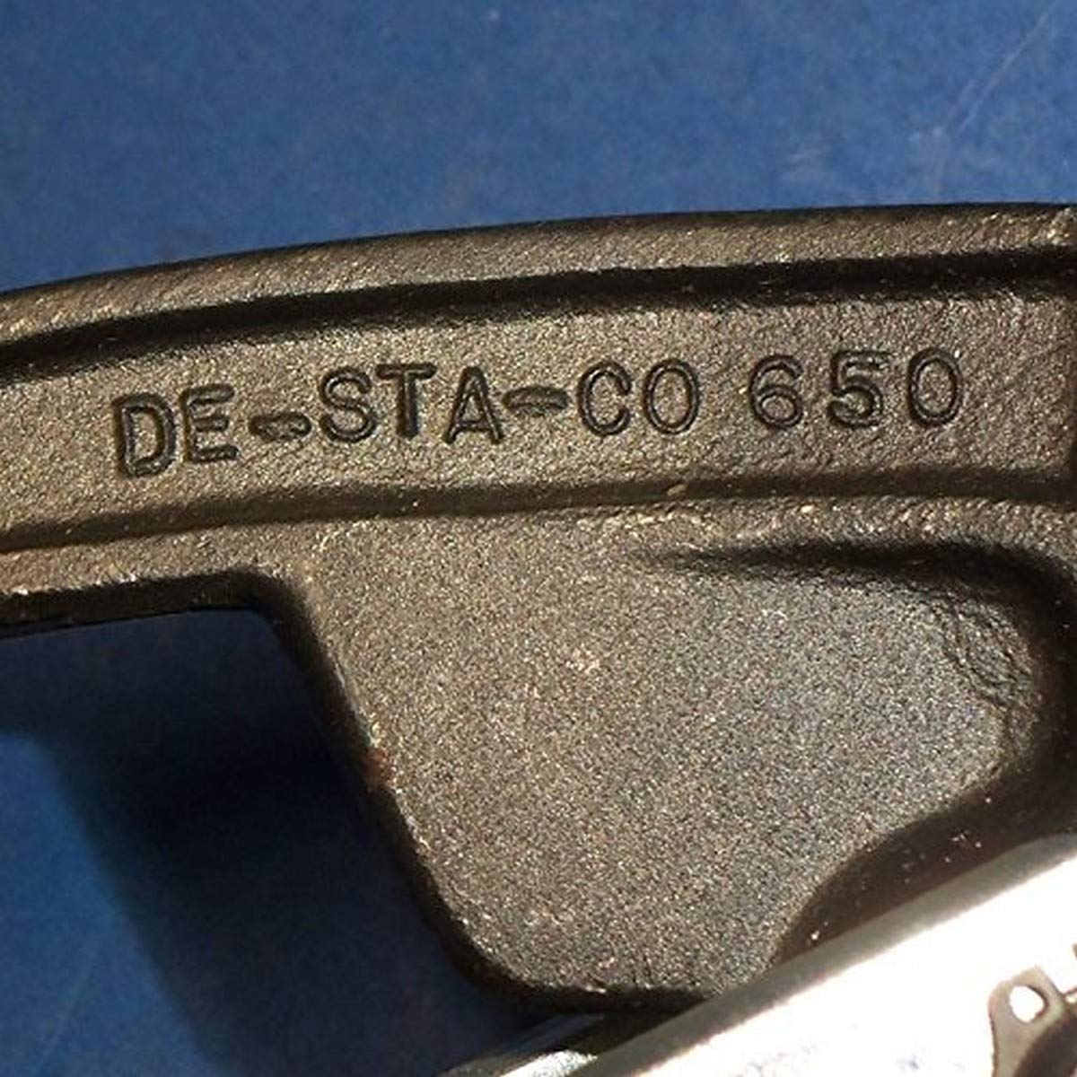 DE-STA-CO 650 Straight-Line Action Clamp