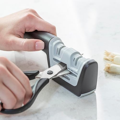 Miniatura 4 de KitchenIQ 50217 Diamond - Afilador de cuchillos y tijeras, color negro y blanco, sacapuntas de tijera, para zurdos y diestros, cuchillas rectas y