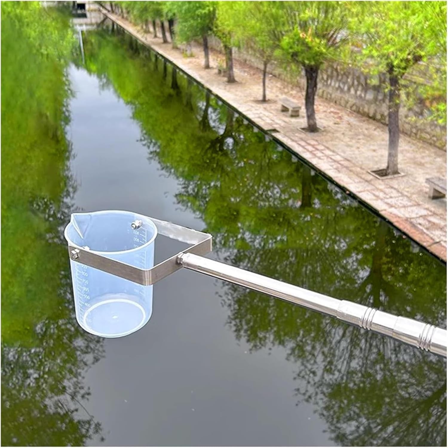 Telescopic Water Sampler, Telescopic 500ml/1000ml Water Sampling Pole Extra Long Metal Water Sample Collection Pole Wastewater Lakes River Wellhead Environmental(1000ml,3.3-8.2f/1-2.5m)
