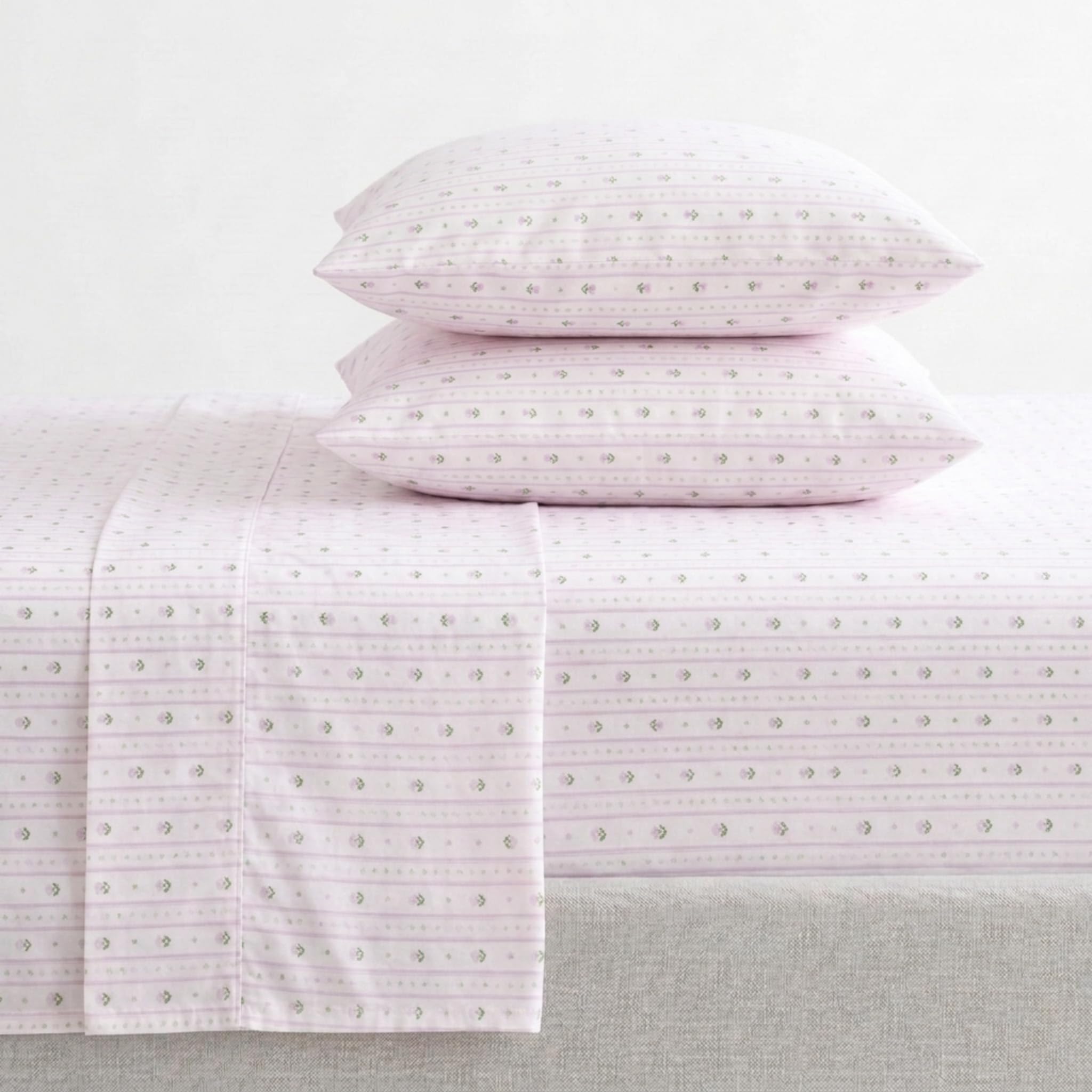 Martha Stewart - Twin Size Sheet Set, Crisp &amp; Tailored Sheets with a Smooth Cotton Percale Feel - Floral Bed Sheets with Matching Pillowcase &amp; Fitted Sheet (Floral Stripe Pink)