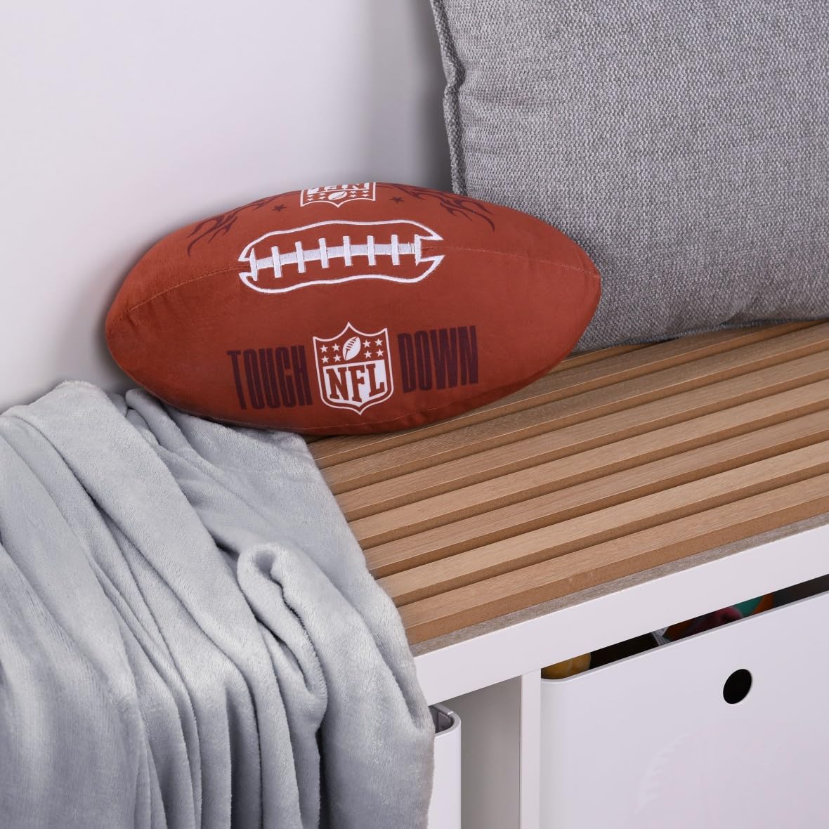 Cuscino A Forma Di Pallone NFL - Football Americano, 36x16.5x16.5 Cm, Morbido, Lavabile, Idea Regalo