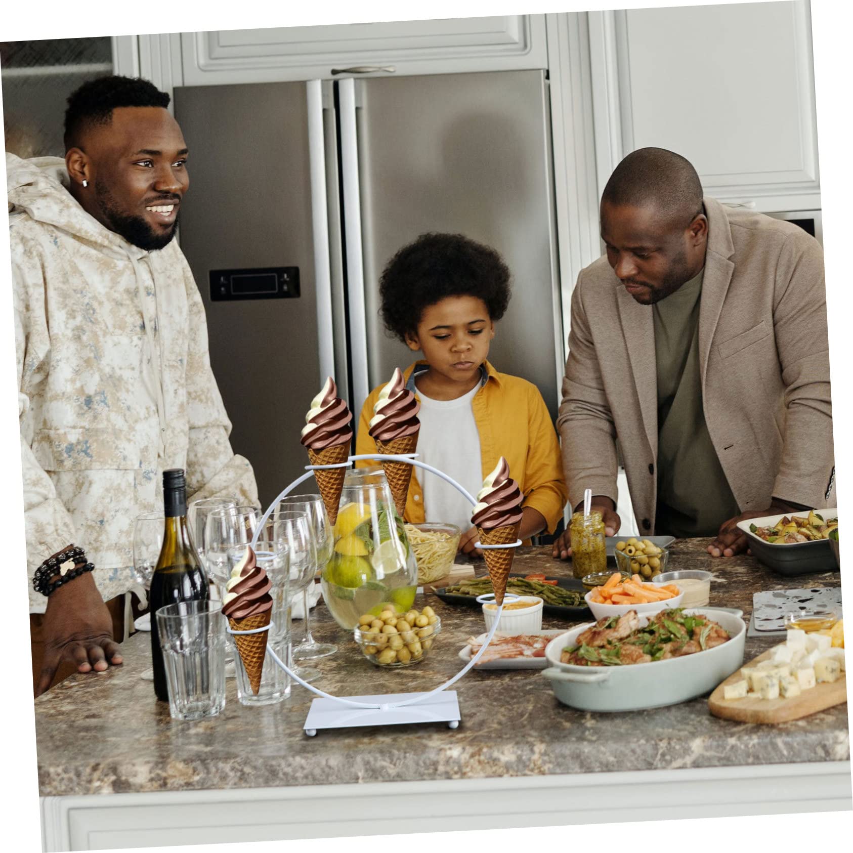 Ciieeo 1Pc Nordic Dessert Rack Elegant Cake Display Holder for Parties Weddings and Restaurants Sturdy Design with Base for Stability Unique and Decorative Cake