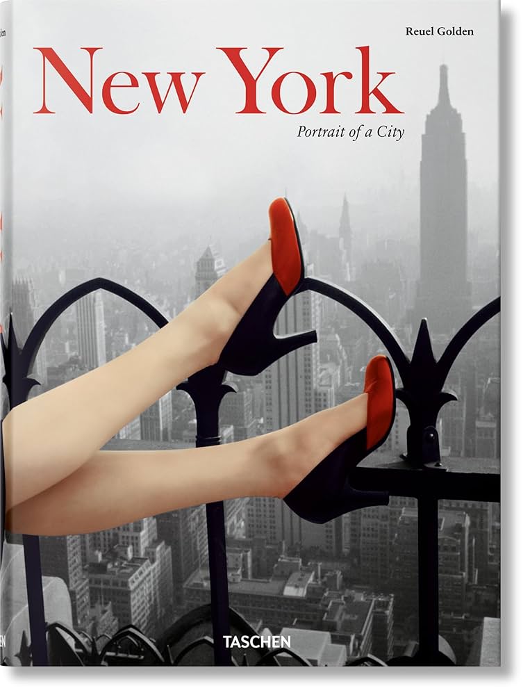 洋書 New York: Portrait of a City (TASCHEN) New York. Portrait of a City (Multilingual Edition): Golden