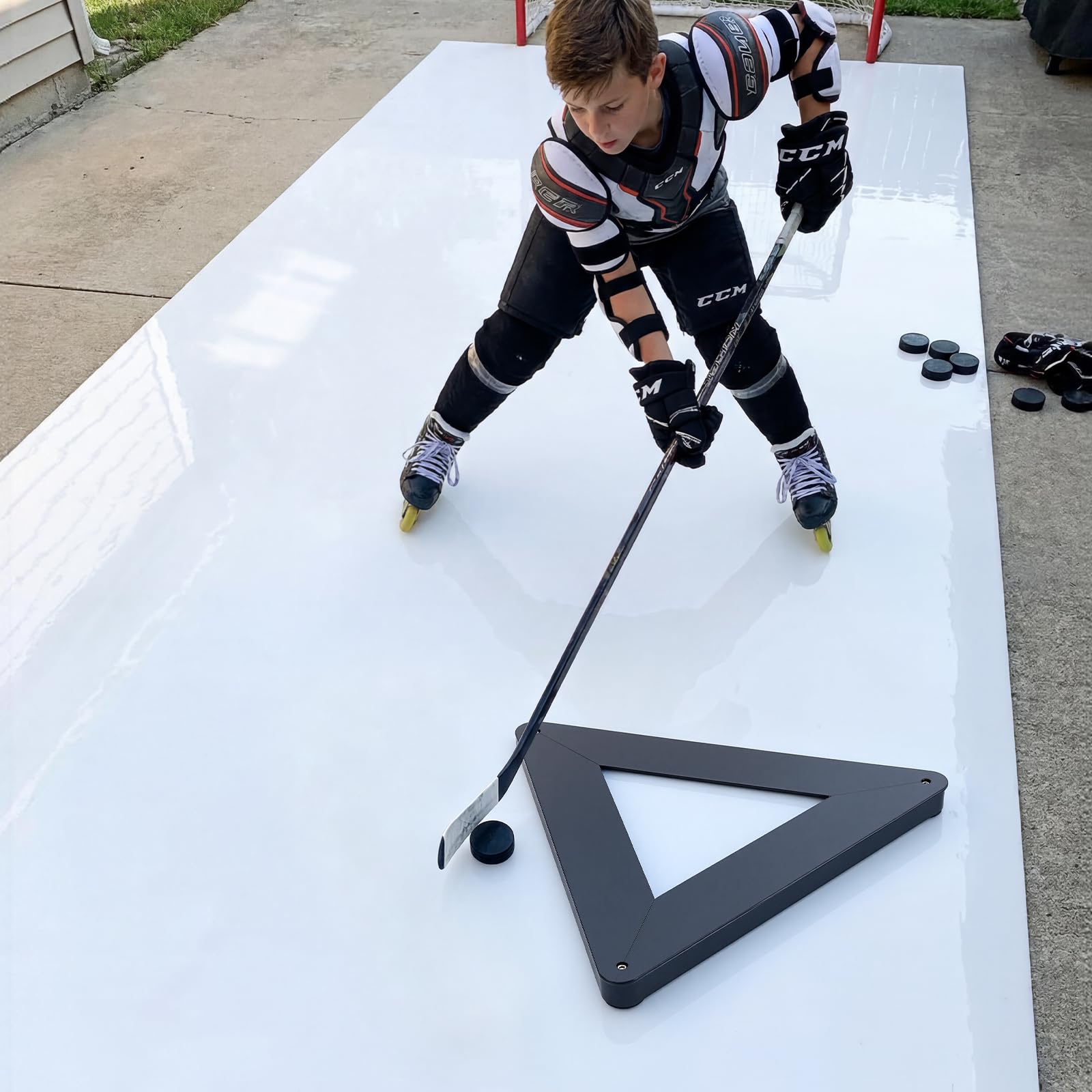 VEVOR Attrezzatura per Allenamento Hockey Triangolo Passaggi del Bastone, Rimbalzatore Ausilio per Passaggi di Hockey Controllo del Bastone, Allenatore Portatile per Controllo Hockey sul Ghiaccio