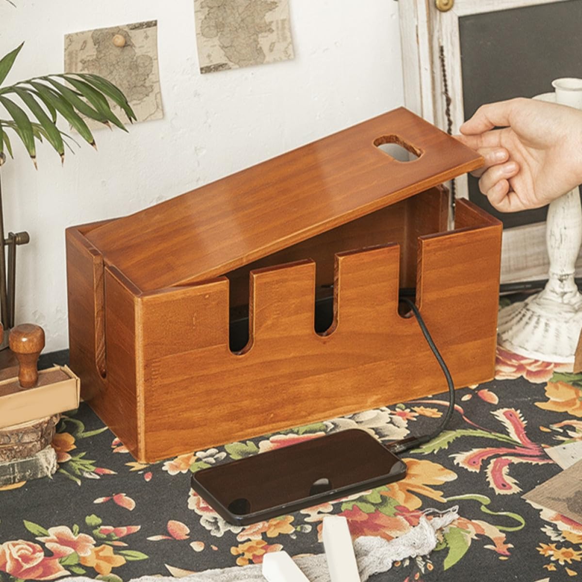Organizador de Cables de Madera Maciza para Escritorio Caja para Organizar Cables Tapa Multifuncional para Regletas y Enchufes Almacenamiento Ordenado para Oficina y Hogar