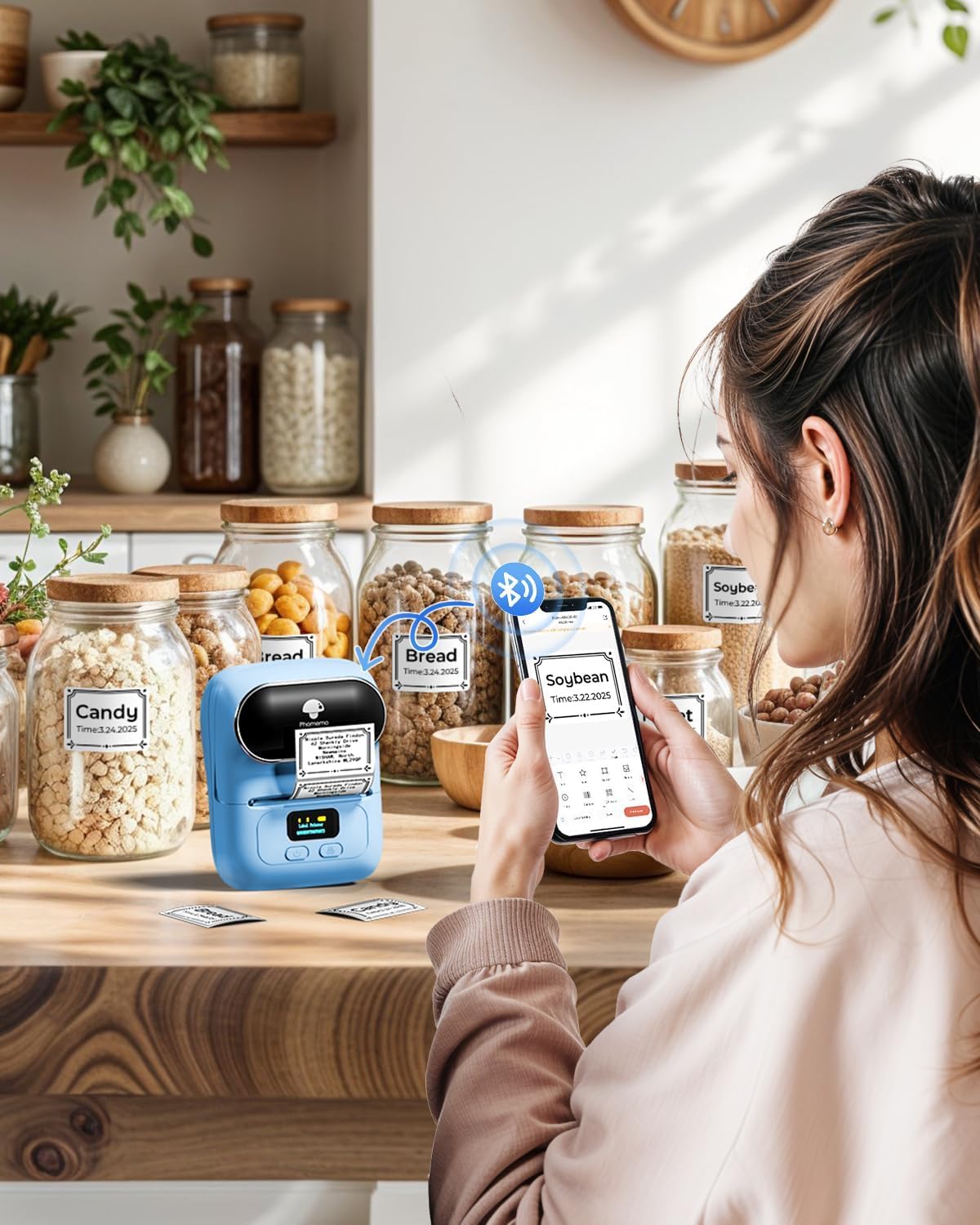 Phomemo M110 Etiquetadora Caja de Regalo con 6 Rollos de Etiquetas, Impresora de Etiquetas Adhesivas Bluetooth térmica portátil, para Uso en la Oficina, códigos de Barras, pequeñas Empresas, Tiendas