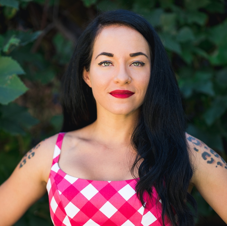 Amazon.in L.A. Jennings books, biography, latest update