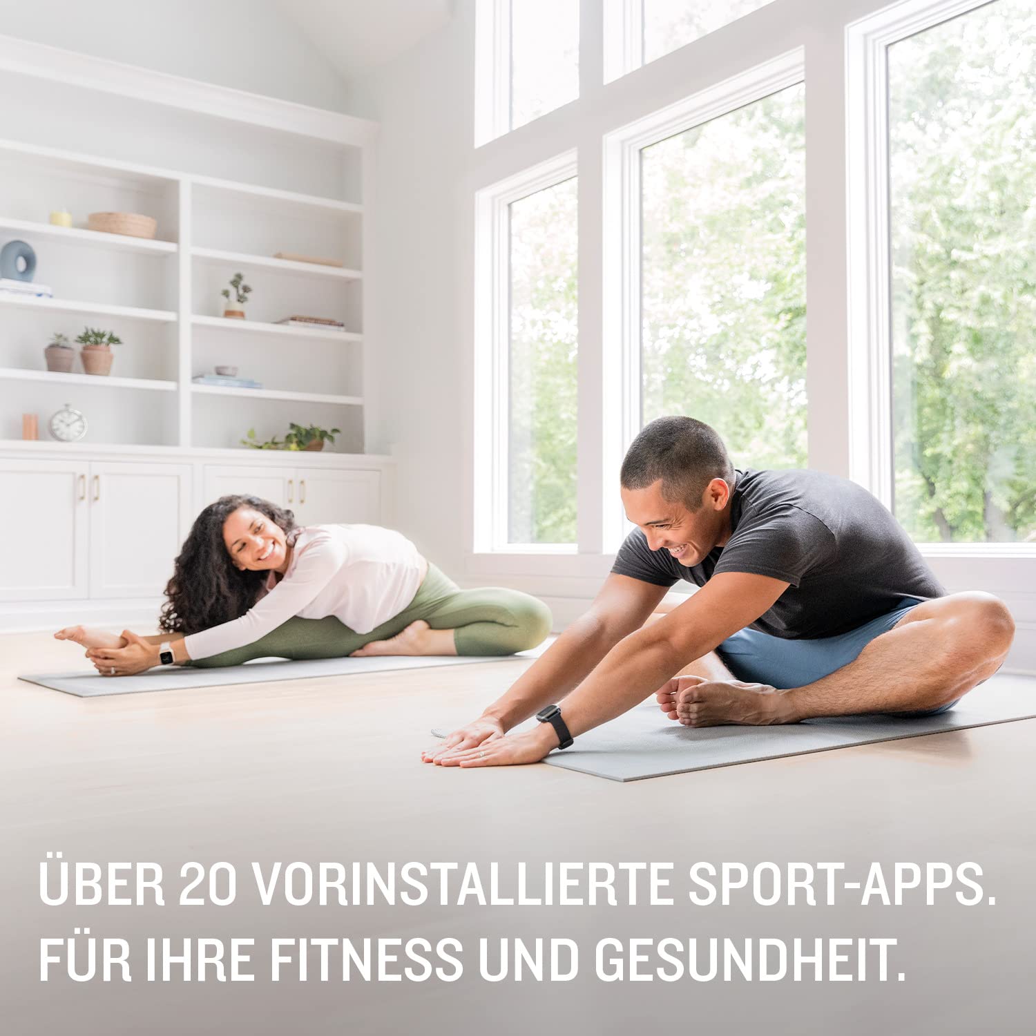Garmin Venu Sq – wasserdichte GPS-Fitness-Smartwatch mit 1,3" Touchdisplay, Gesundheitstracker & Sport-Apps, Herzfrequenzmessung, Schlafanalyse, 6 Tage Akkulaufzeit, kontaktloses Bezahlen