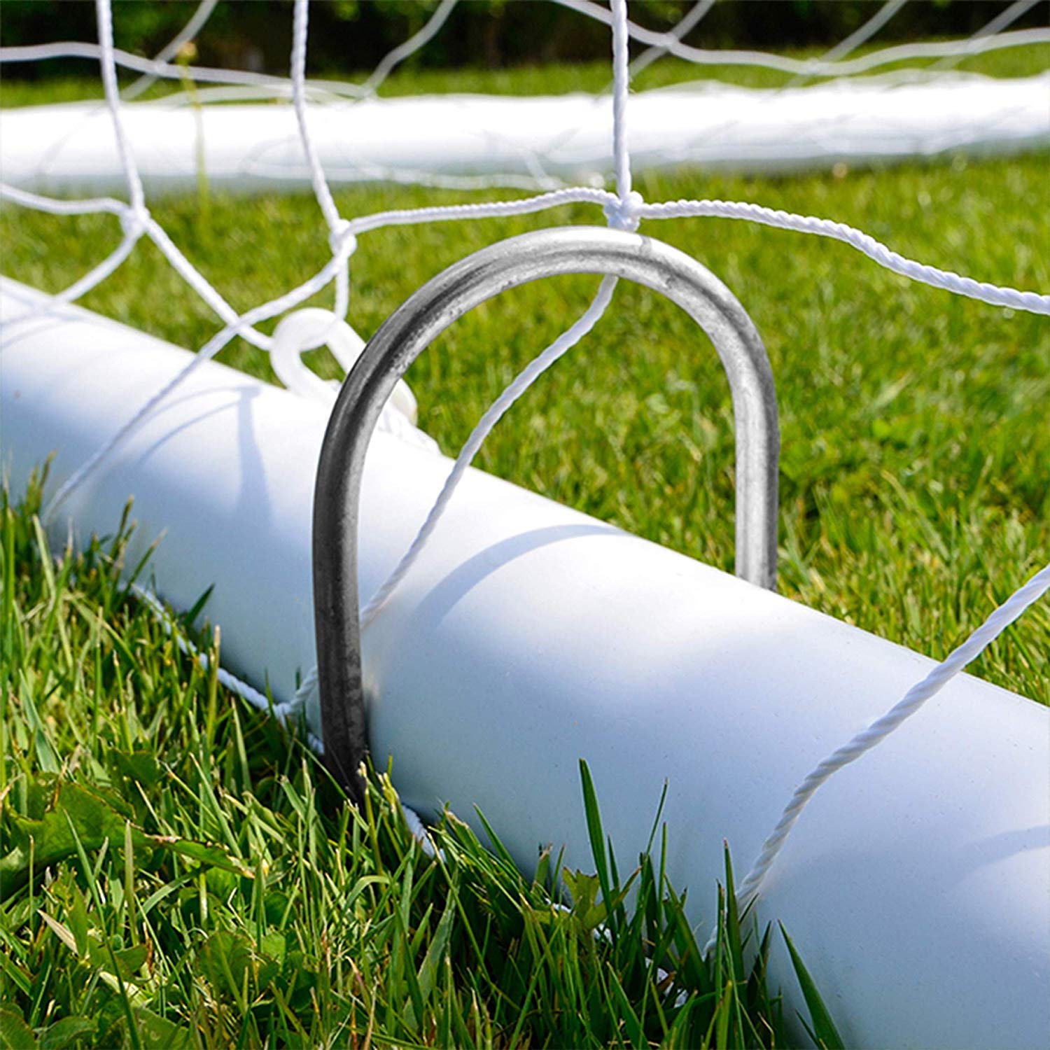 FORZA Sistema di Fissaggio per Porte di Calcio Steel [2 Dimensioni] - Picchetti a U di qualità per Porte di Calcio in PVC