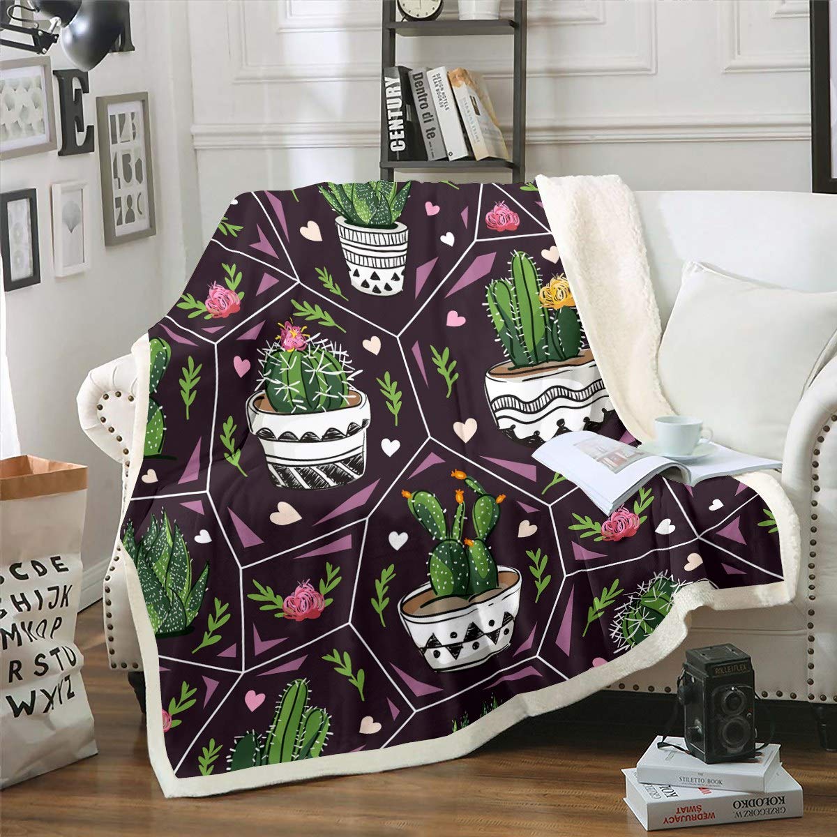 Loussiesd Girls Cactus Fuzzy Blanket Boho Botanical Pattern Fleece Sherpa Blanket Green Plants Plush Throw Blanket for Sofa Couch Room Decor Lightweight Purple Flannel Blanket Baby 30"x40"