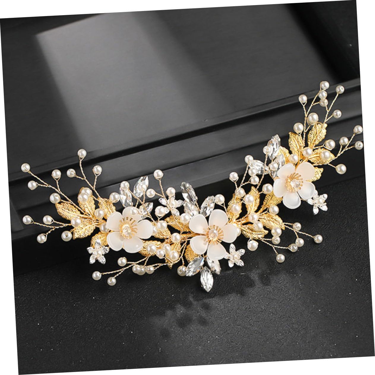 Housoutil Bridal Rhinestone Hair Comb Elegant Wedding Headpiece for Women for Special Occasions Dances and Anniversaries Unique Floral Design Hair Accessory