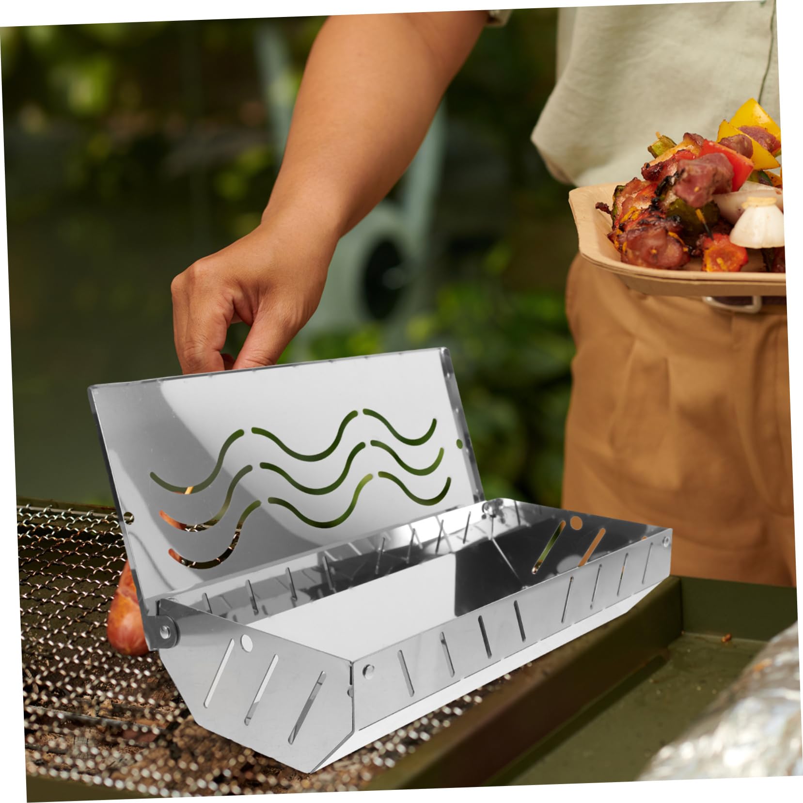 Scatole da Affumicatura per Barbecue 2 Pezzi in Acciaio Inox Argento | Compatibili con Trucioli di Legno, Uso su Griglia a Gas o Carbone, Formato Compatto per Cottura All’aperto