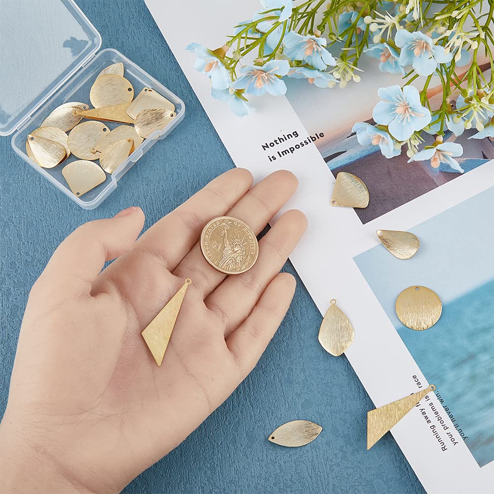SUPERFINDINGS 24Pcs 6 Styles Brass Stamping Blank Tag Charms Real 24K Gold Plated Fan Leaf Metal Stamps Tags Triangle Teardrop Blanks Pendants for Jewelry DIY Craft Making,Hole:1.2~1.6mm - Image 3