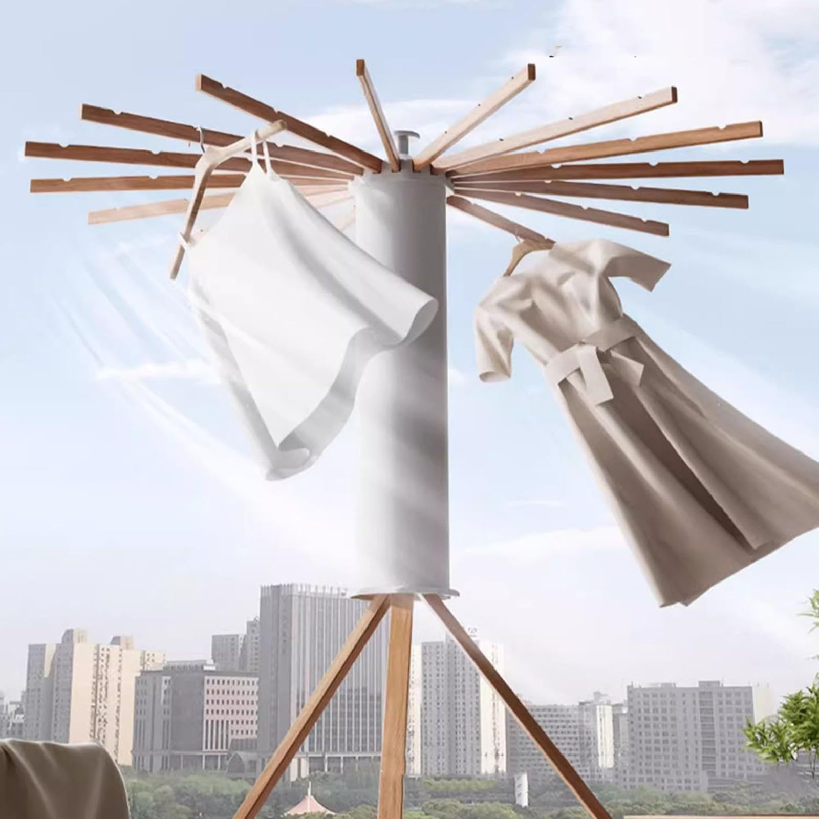Séchoir suspendu compact : optimisez l'espace de votre balcon avec ce cintre pliant