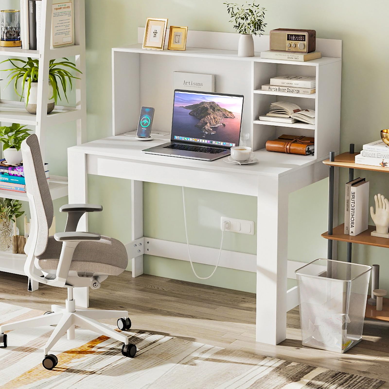 LIFEZEAL Scrivania con Libreria e Multipresa, Scrivania Porta Computer, PC, in Legno, 108x60cm, Ampio Spazio, Tavolo Postazione di Lavoro, per Ufficio, Studio, Moderno, Salvaspazio, Max 140kg (bianco)