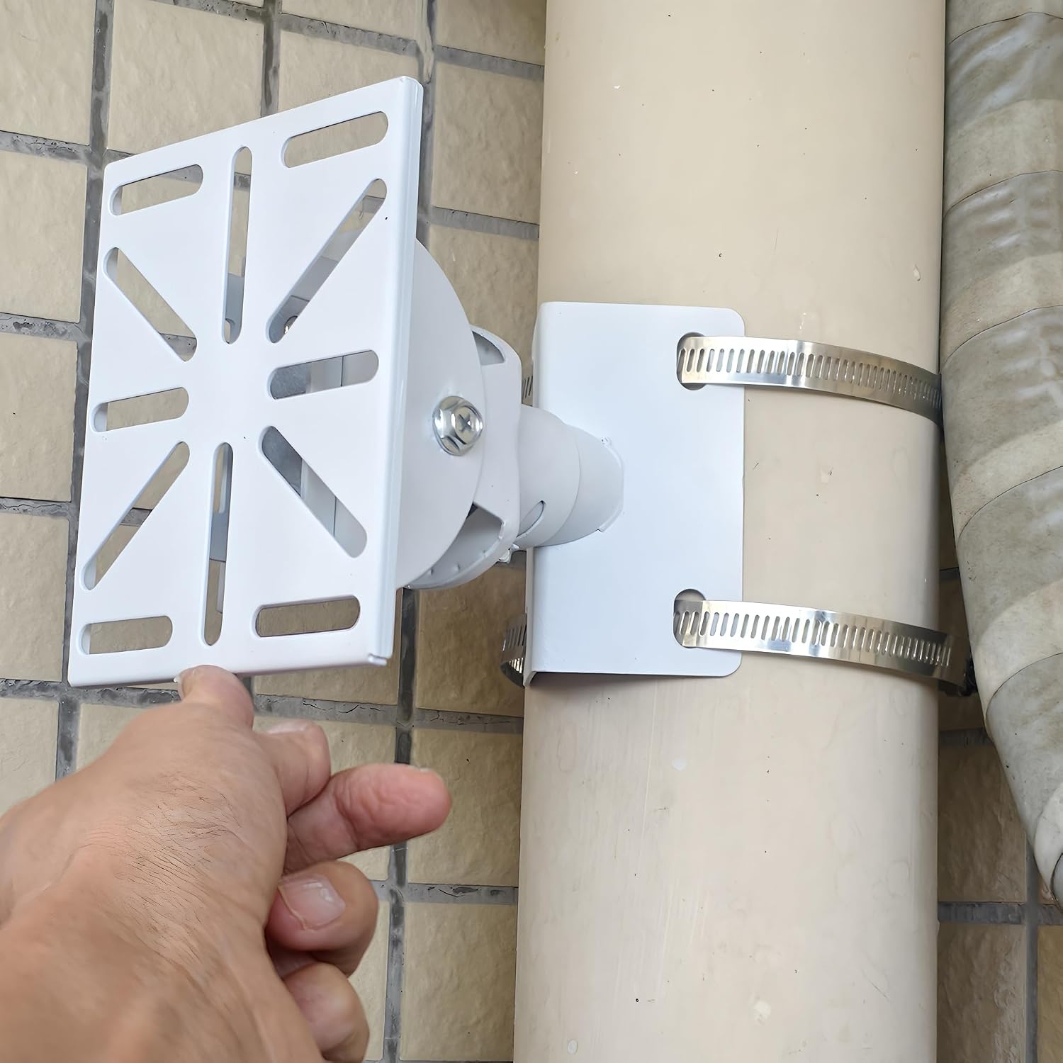 90° Right Angle CCTV PTZ Dome Camera Wall Corner Mounting Bracket, Aluminum Alloy Crossbar Holding Pole Mount Security Camera Integrated Clamp Bracket