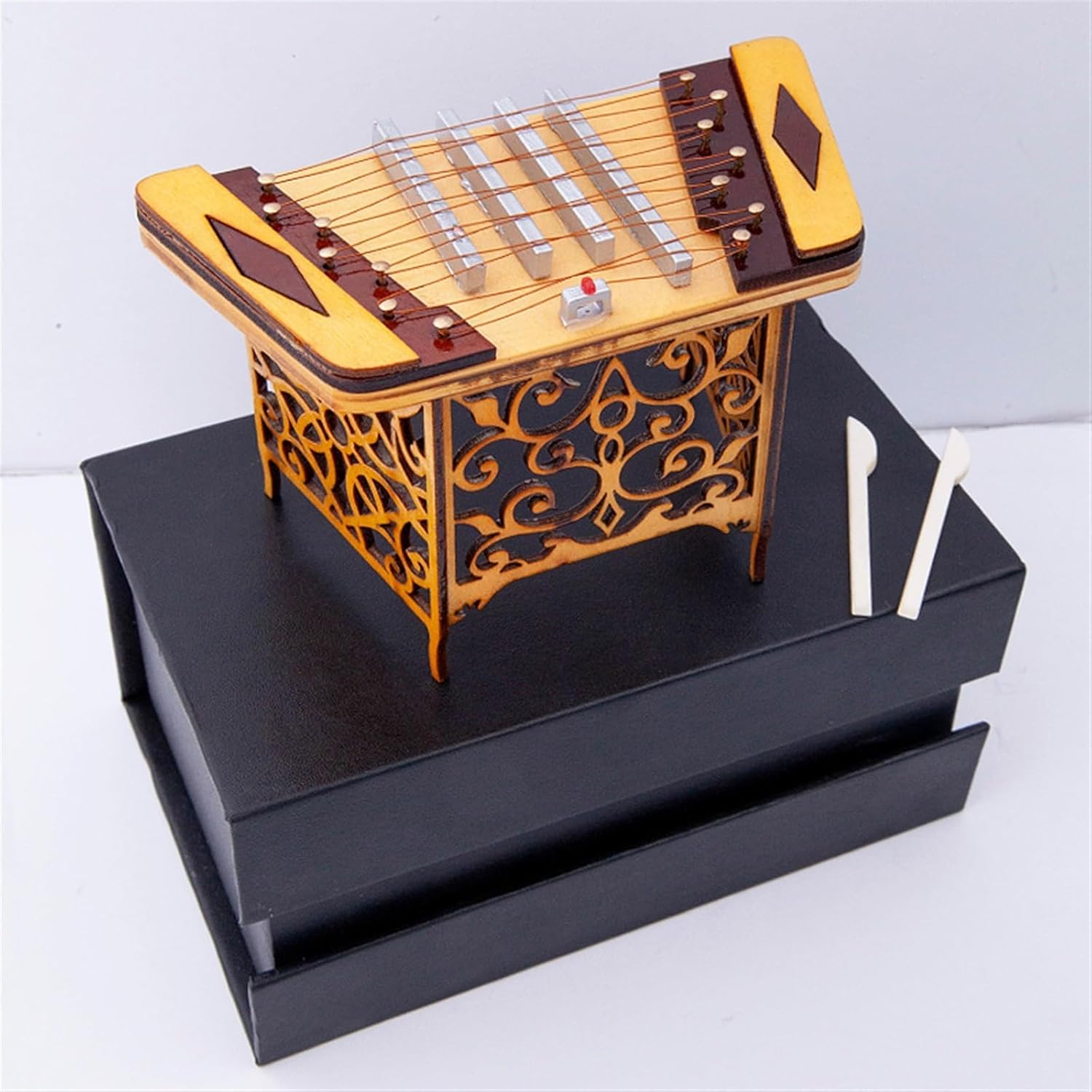 ミニチュア楽器モデル ミニ小型楽器ダルシマーモデル民族楽器装飾中国の特徴的なギフト