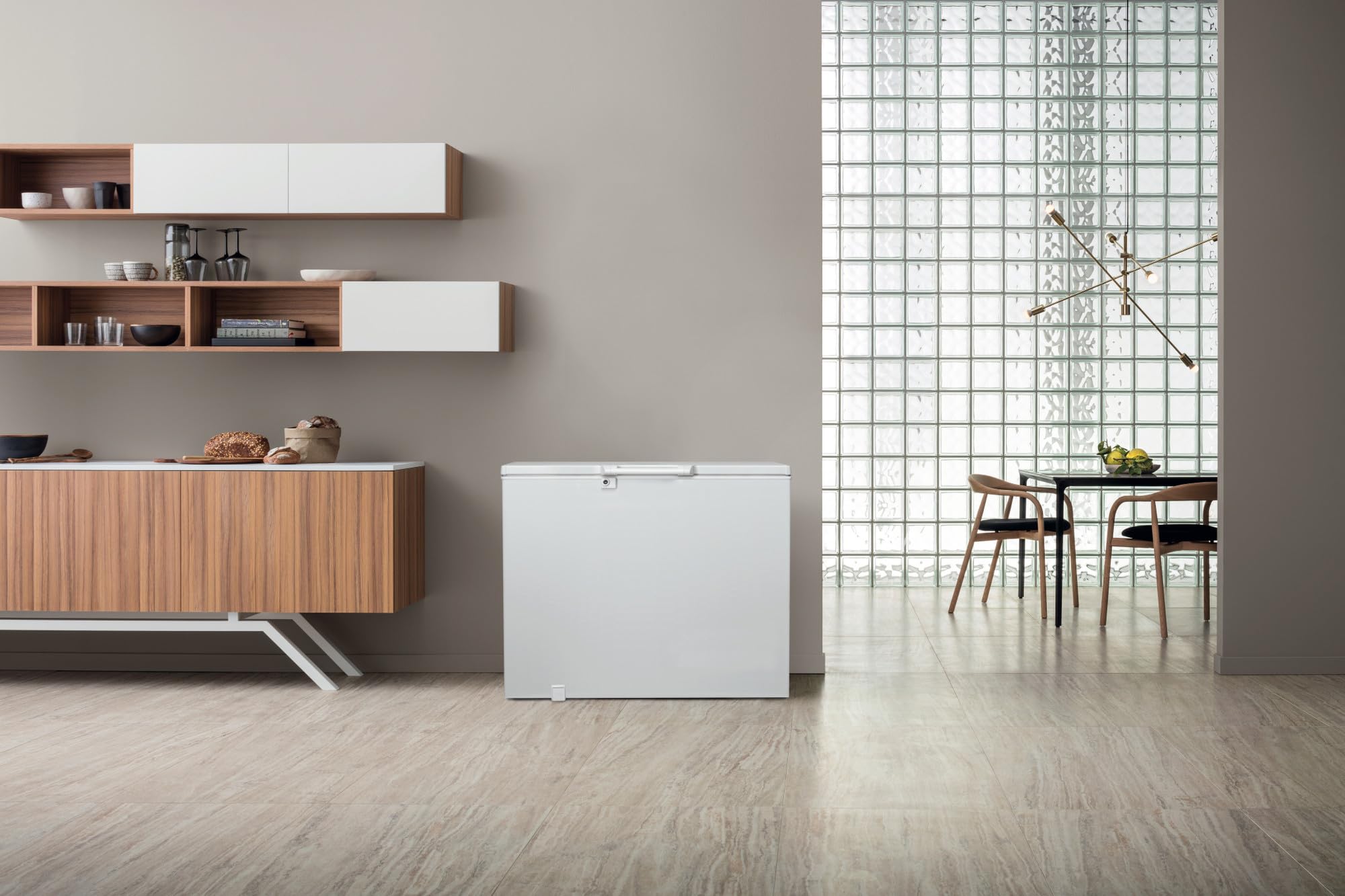Bauknecht - GEF 912C Freistehende Gefriertruhe - 219 L Volumen - Supergefrierfunktion, Door Balance, Innenbeleuchtung - Energieklasse C - 91,6 x 118 x 69,8 cm - Weiß