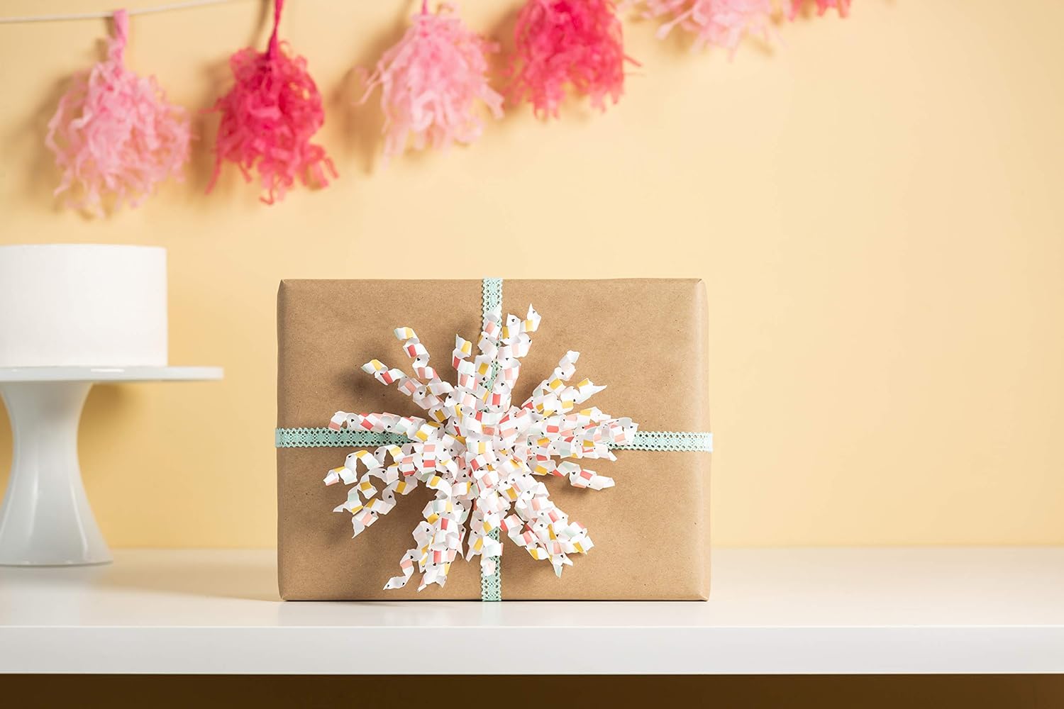 Cricut Wavy Blade + QuickSwap Housing, Stainless Steel Rotary Blade, 2 mm Length / 0.8 mm Height, Cuts Vinyl, Iron-On, and More, for DIY Crafts, Compatible with Cricut Maker Cutting Machine