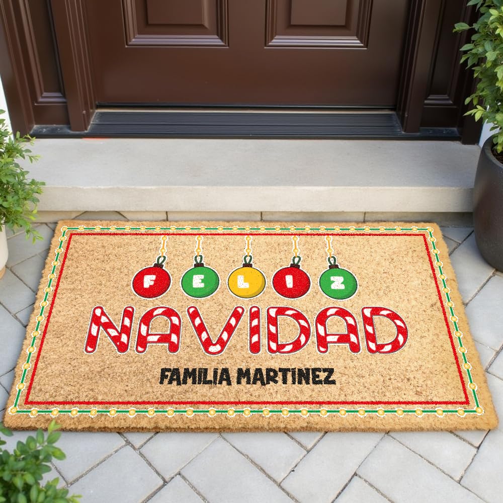 Transparent Gift Felpudo Personalizado con Texto Bolas de Navidad. Alfombra Entrada Casa. Felpudos Personalizados. Decoración Navideña. Regalos Originales Familia. Fibra de Coco y Base Antideslizante