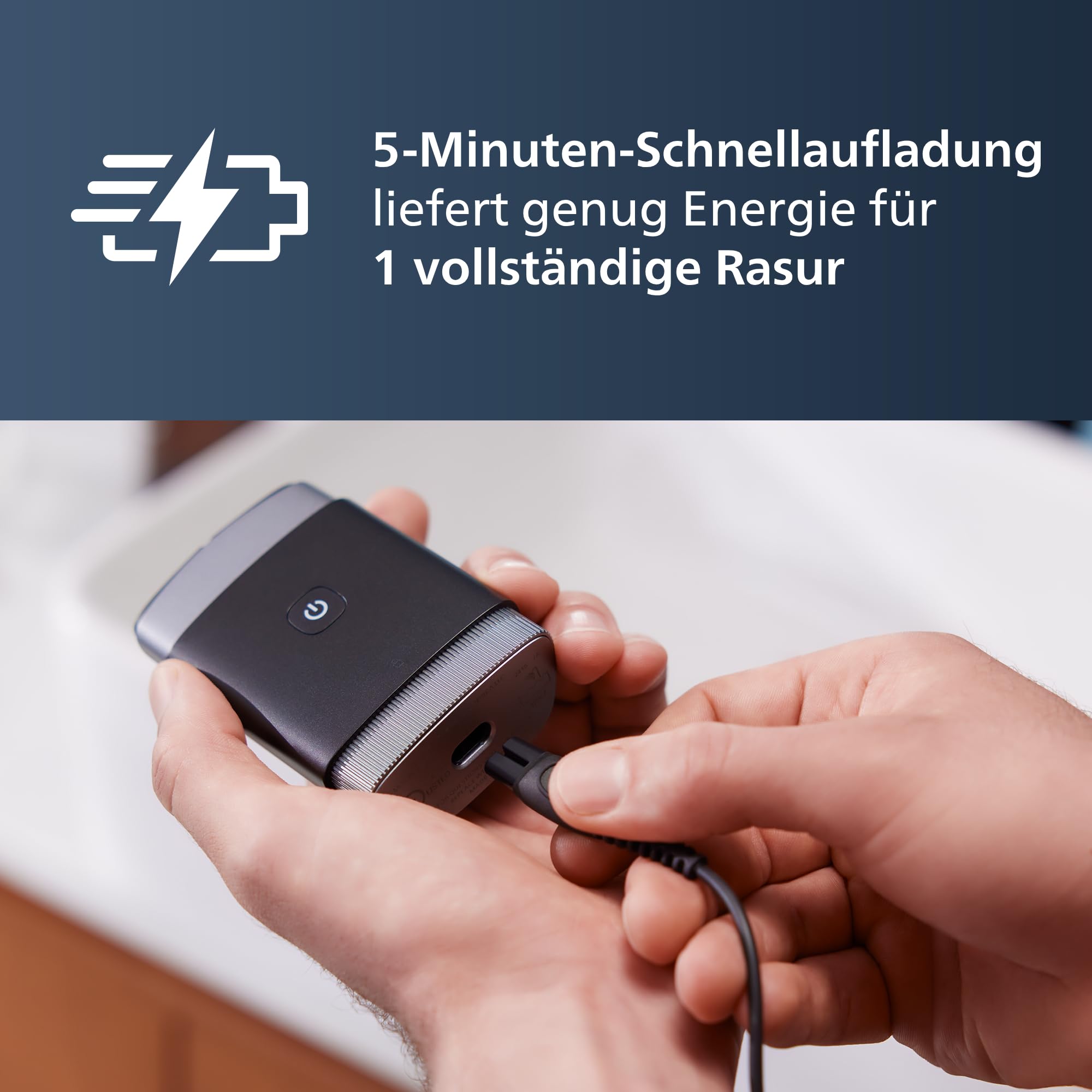 PHILIPS Mini Rasierer für Herren, elektrischer Nass- und Trockenrasierer für unterwegs, ComfortCut-Klingensystem, 3D-Schwimmköpfe, kompaktes Design, leistungsstarker Akku, Modell PQ888/06