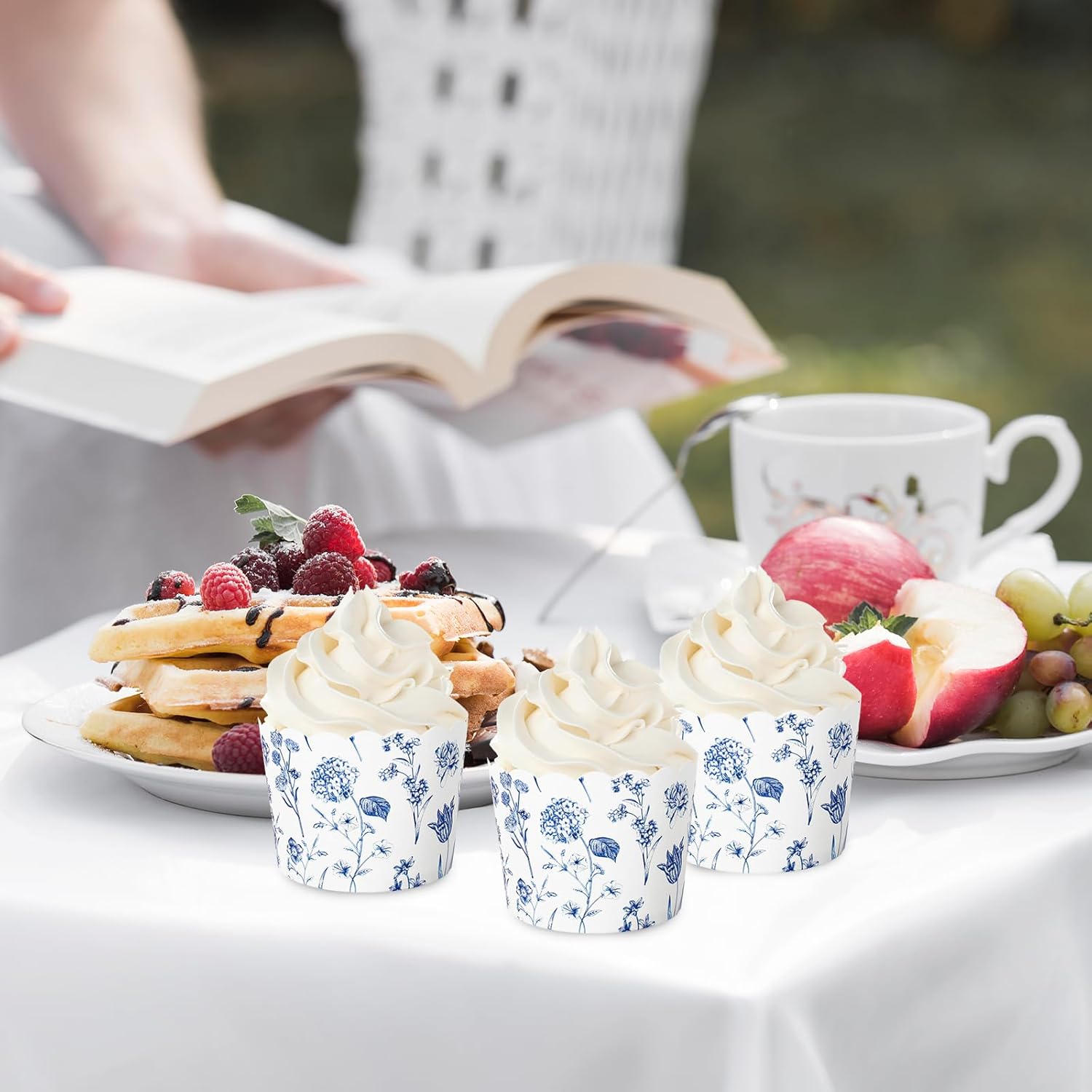 JarThenaAMCS 100Pcs Blue Floral Paper Baking Cups Blue White Wildflower Cupcake Wrappers Scalloped Edge Cupcake Muffin Cases for Party Supplies - Image 7