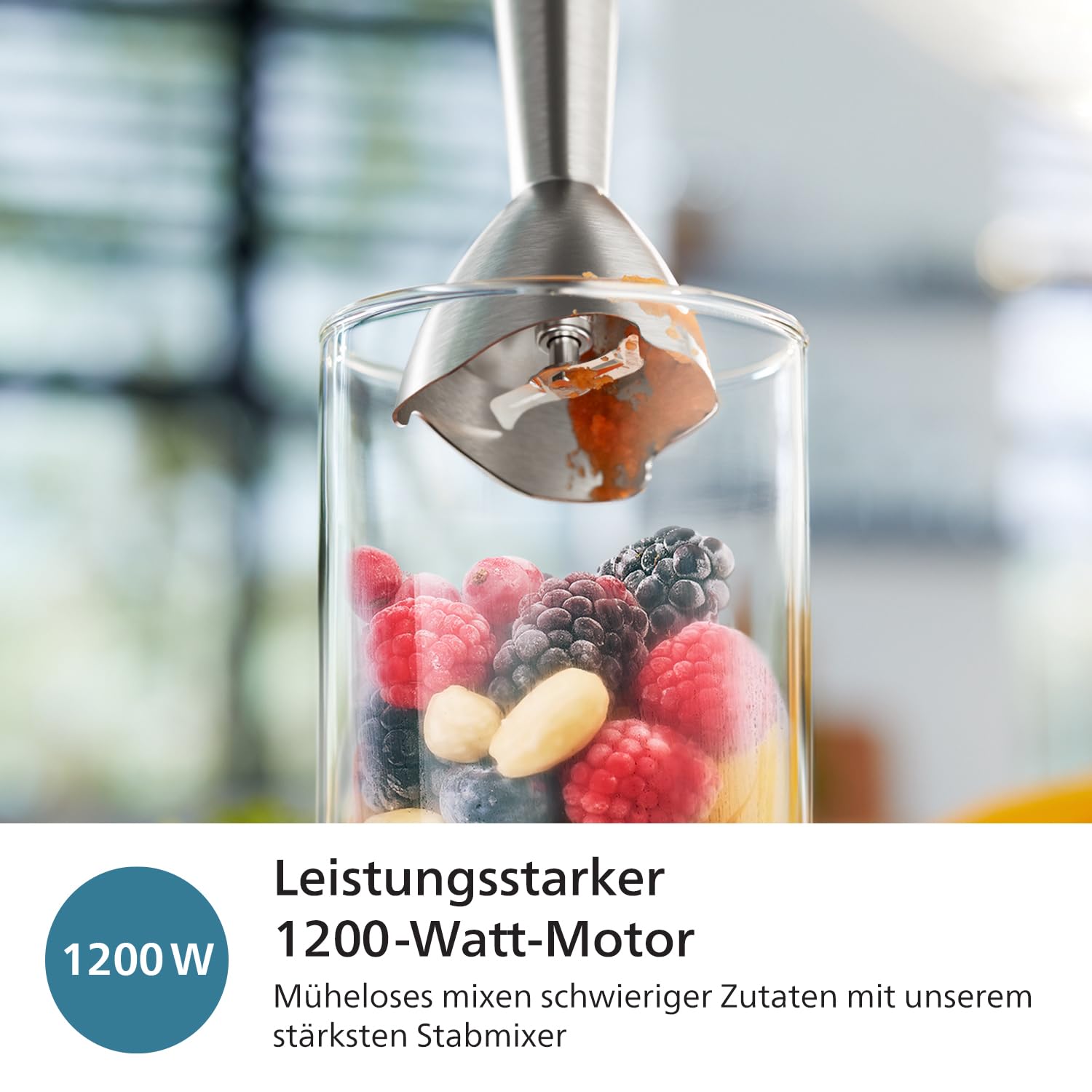 Philips 5000-Serie Stabmixer - 1200W Leistung. ProMix-Technologie. LED-Geschwindigkeitsanzeiger. Stufenlose Geschwindigkeitseinstellung. Kompaktes Design. Leicht zu reinigen. Schwarz (HR2681/00) – Bild 2