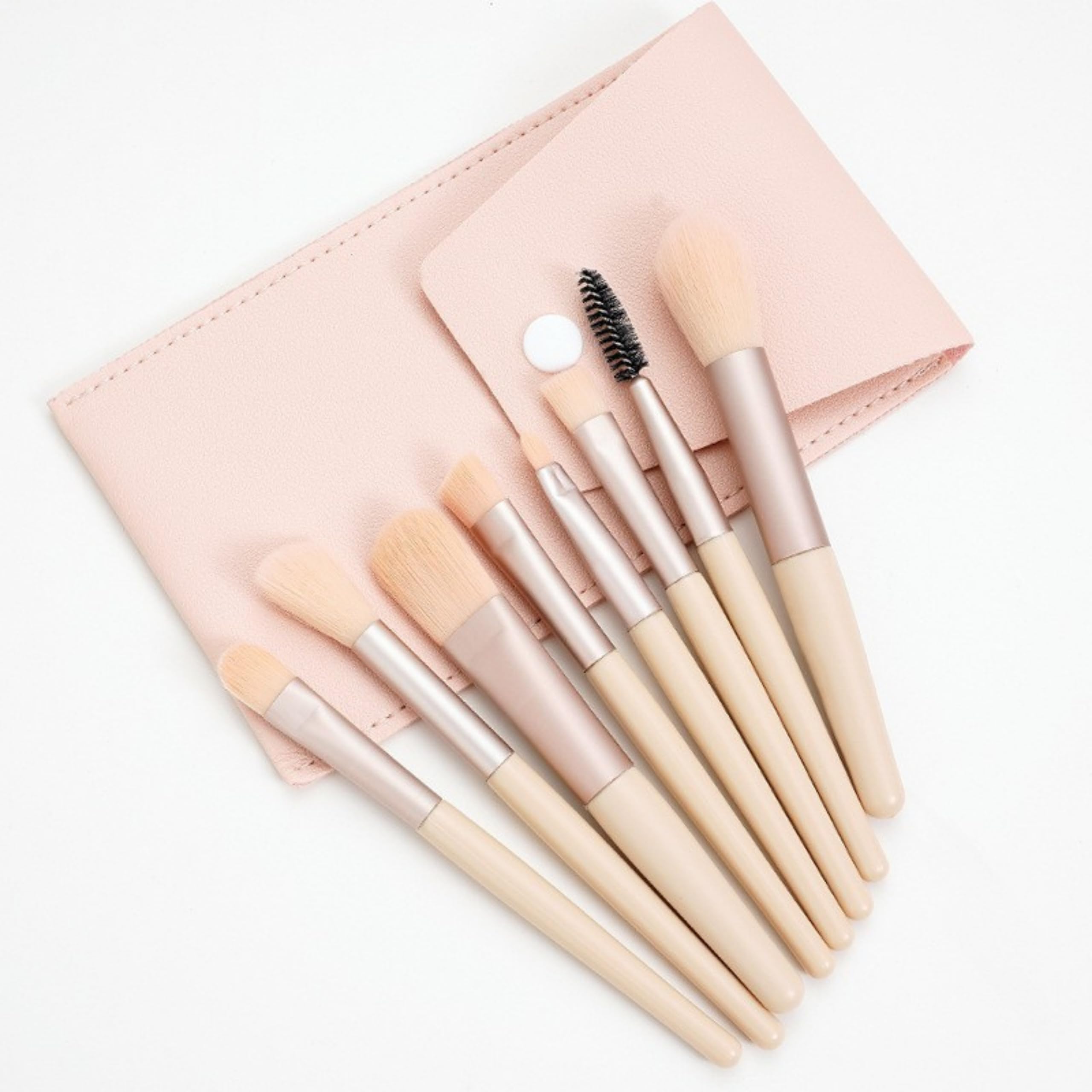 VELVET Set de Brochas de Maquillaje de Viaje - 8 Pinceles Profesionales con Estuche de Cuero, Brochas Sintéticas para Base, Colorete, Sombra de Ojos, Cejas, Rubor, Labios y Rímel (Beige Arena)
