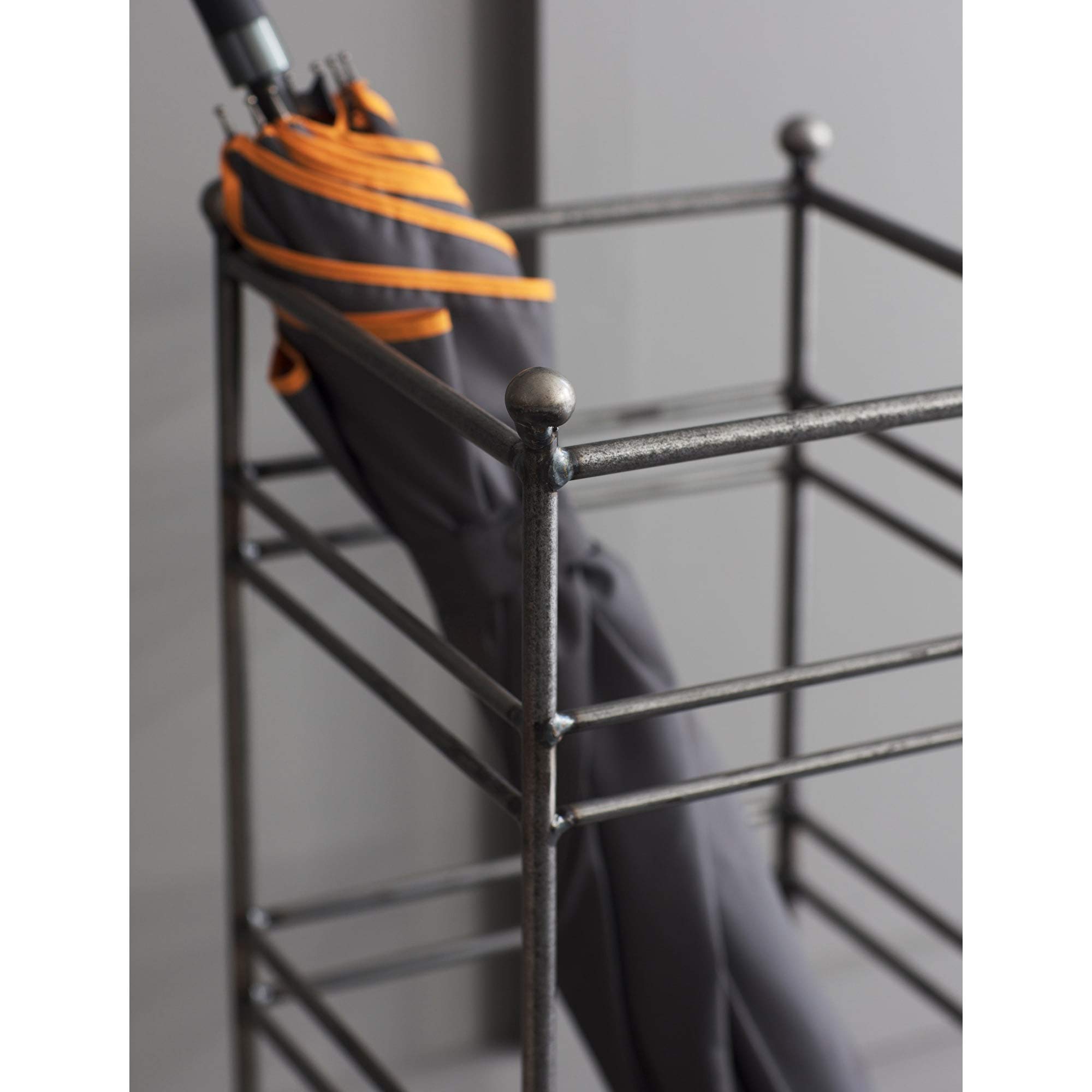 CKB LTD - Supporto per ombrelli in acciaio tradizionale con asta saldata – Rack da pavimento in metallo autoportante anche per bastoni da passeggio mobili da corridoio – realizzato in acciaio