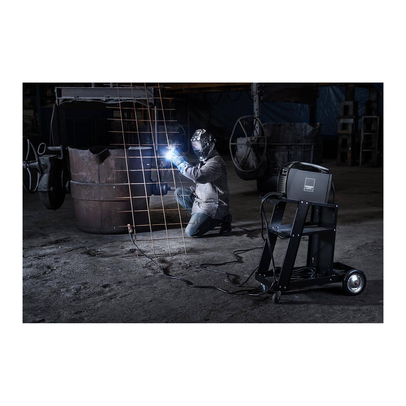 Stamos Germany S-MMA 250.IGBT Inverter Schweißgerät Elektroden Schweißgerät MMA E-Hand (250 A, 230 V, Hot Start, IGBT, 8 m Kabel, inkl. Zubehör) PRO Series