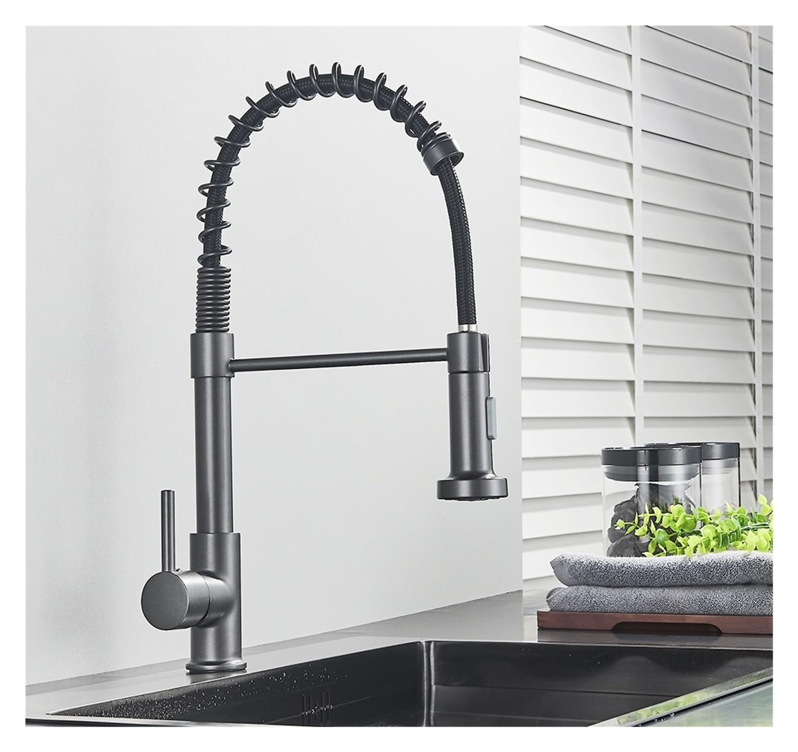 Grifo de cocina con resorte flexible monomando para agua fría y caliente