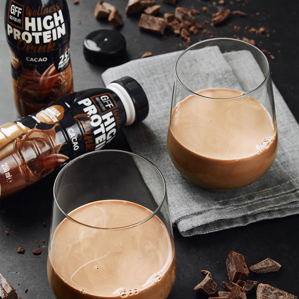 GFF Go For Fit | Drink Proteico Gusto Cacao, Bevanda a Base di Proteine del Latte, Basso Contenuto di Grassi e Senza Zuccheri Aggiunti, 12 x 250ml