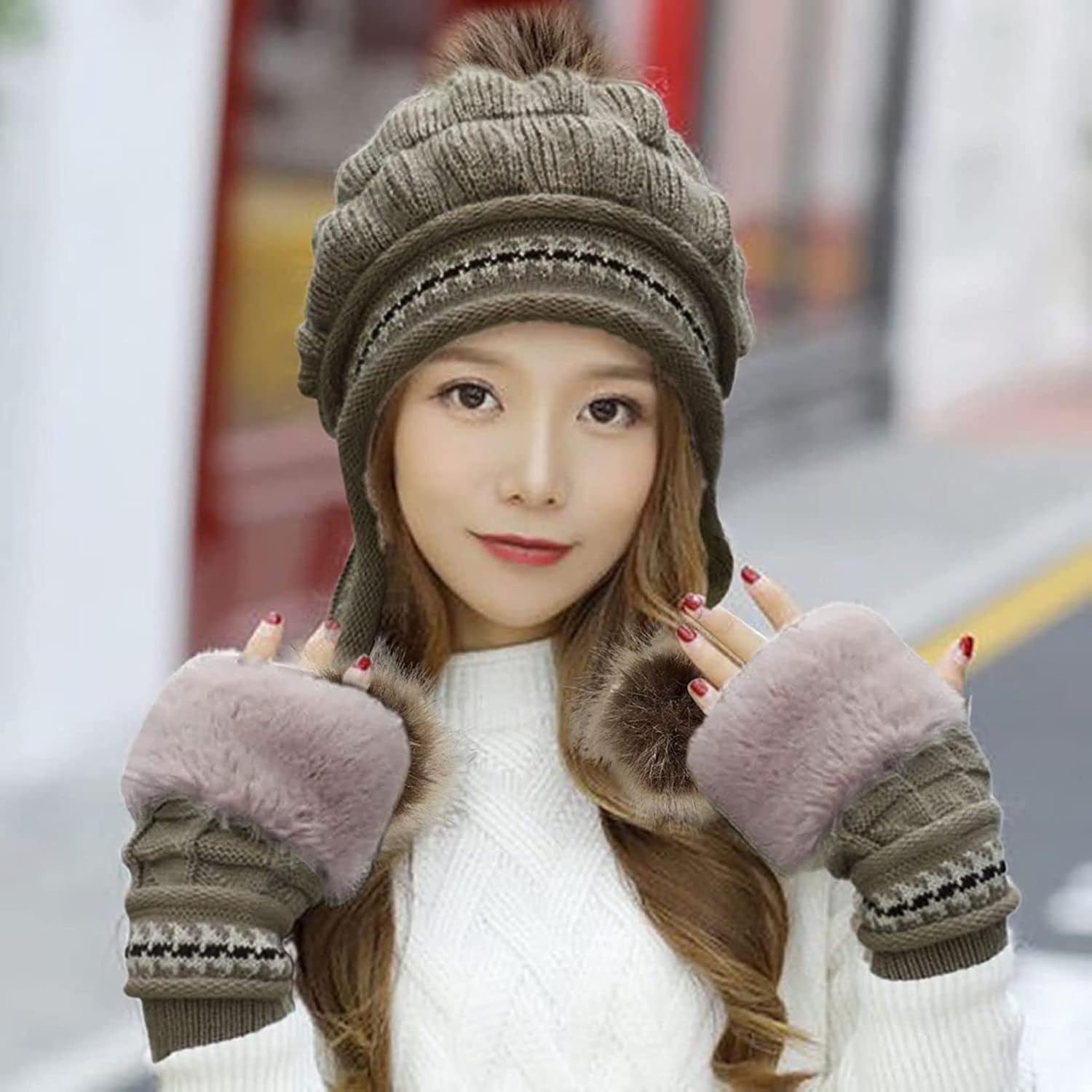 CHANEL ニット帽 ポンポン付き ウールおそろいマフラー2点