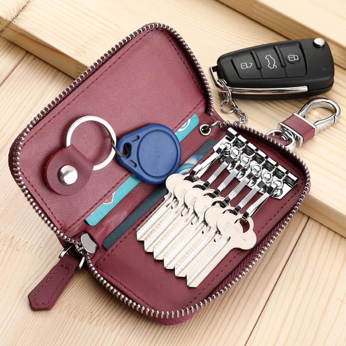 Skórzany samochód, pudełko na klucze， Skórzane etui na klucze z klamrą na kluczyki do samochodu dla mężczyzn 12,5 x 8 x 2,5 cm