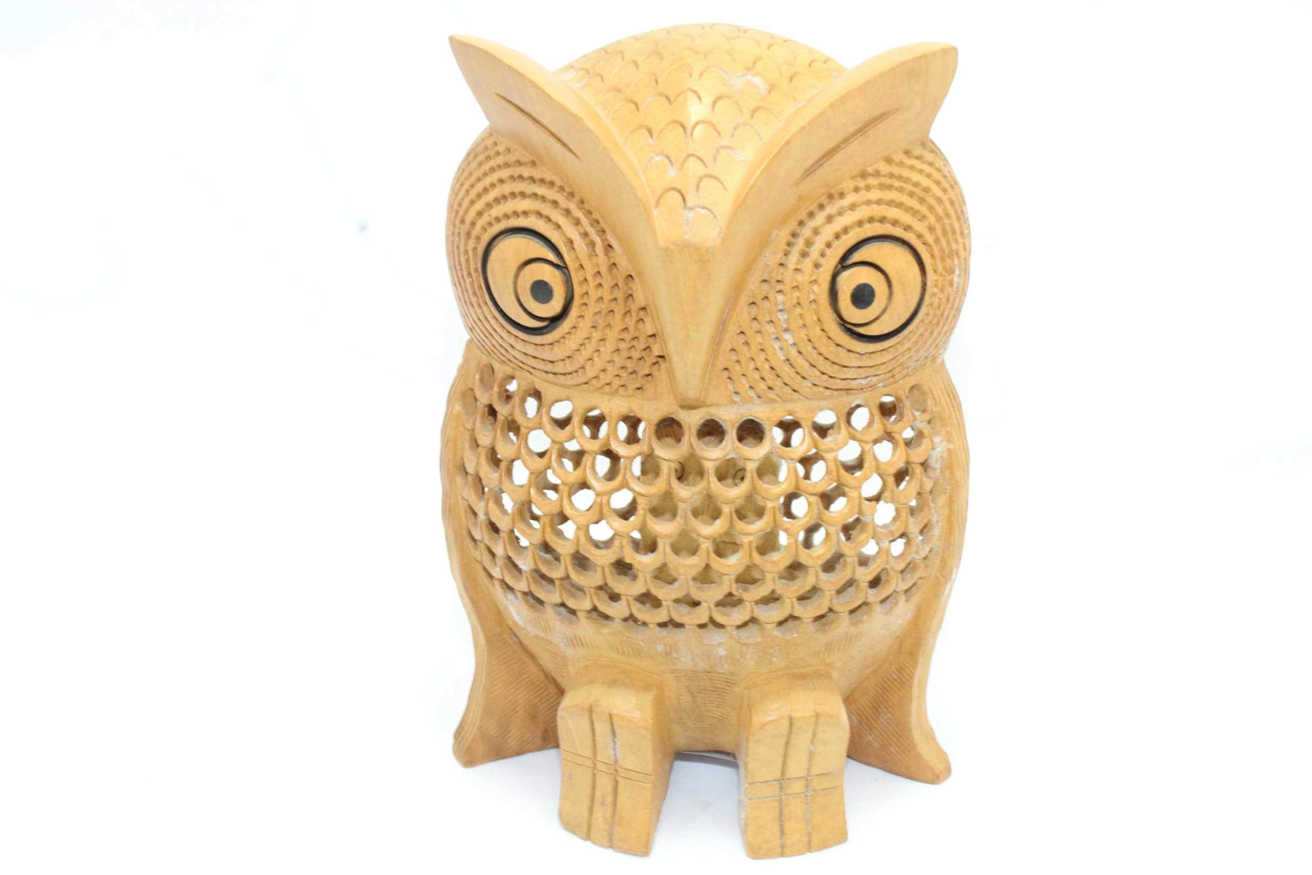 Figurine en bois de hibou à offrir pour une crémaillère ou un anniversaire