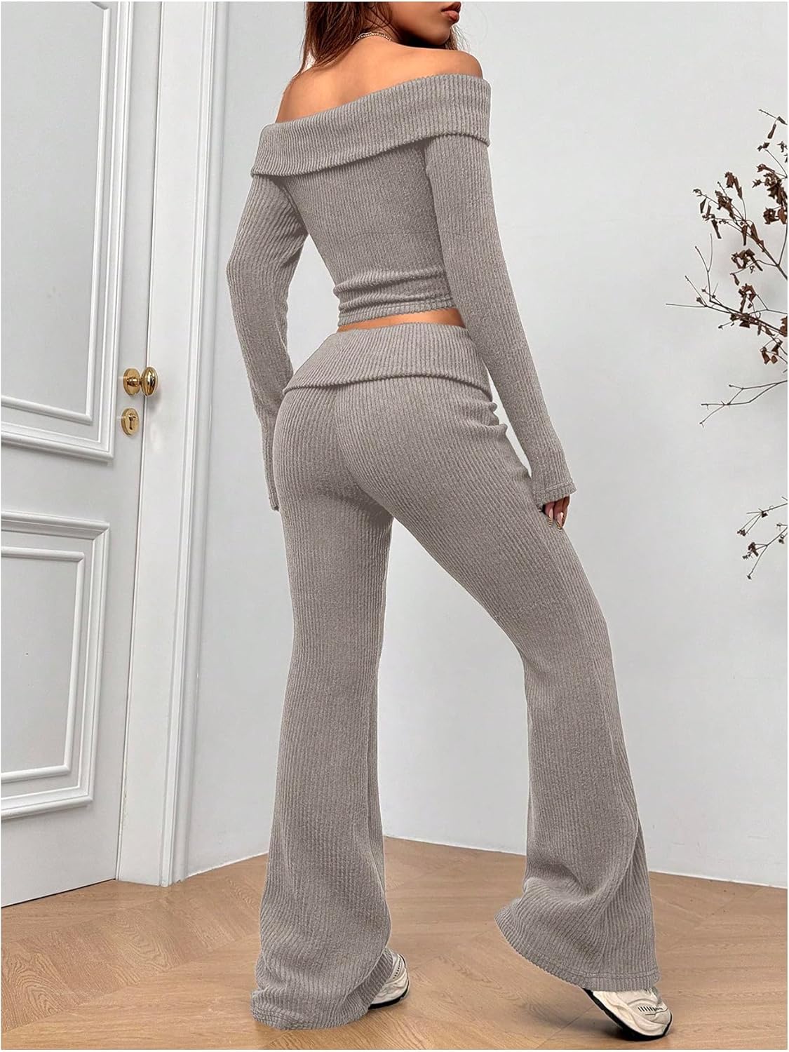 Verdusa Women's Comfiest Airport Outfits 2 Piece Sets Fold Over Off Shoulder Crop Top with Flare Pants - Image 2