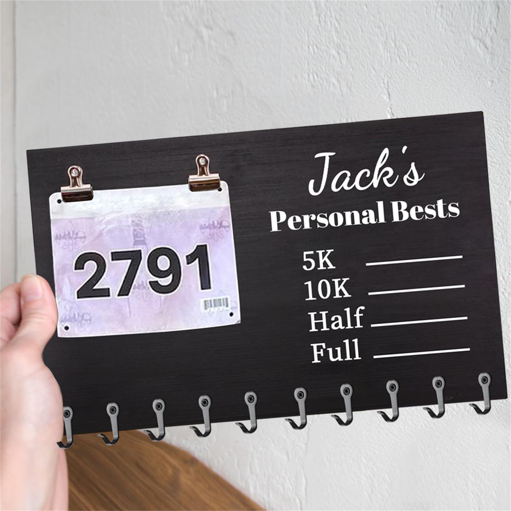 Qthrone Athen Marathon Personalisierte Medaillenanzeige - Tisch-Medaillenständer Gravur Edelstahl - Personalized Runner Gift Medal Holder Organizer - Athens Running Tabletop Medal Stand Rack