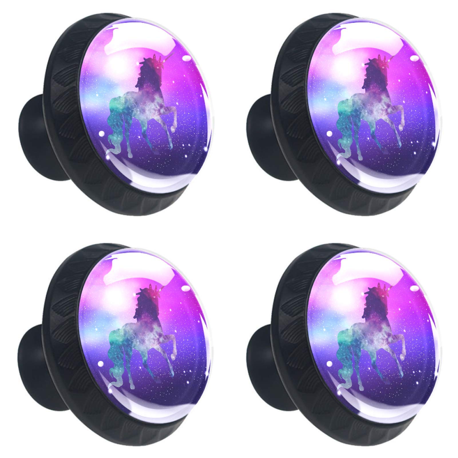 Boutons de meuble licorne en verre pour rénover une commode usée