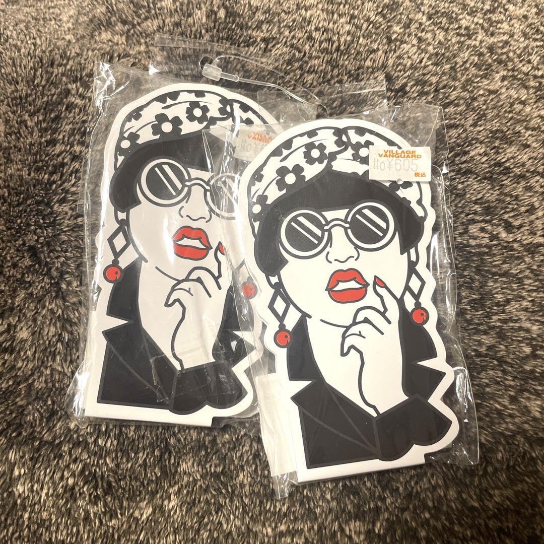 【サイン】YOKO FUCHIGAMI ロバート秋山　クリエイターズファイル ロバート秋山の”クリエイターズ・ファイル“で人気のYOKOの香りを