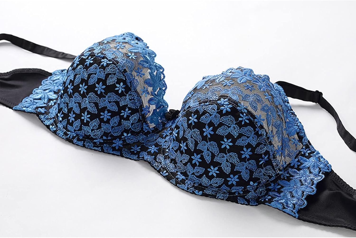 Ultra Thin Lace Bras for Women Large Breast Plus Size Underwire Embroidery Bralette Sexy See Through Corset Lingerie (Color : Gold, Size : 40D/9OD)