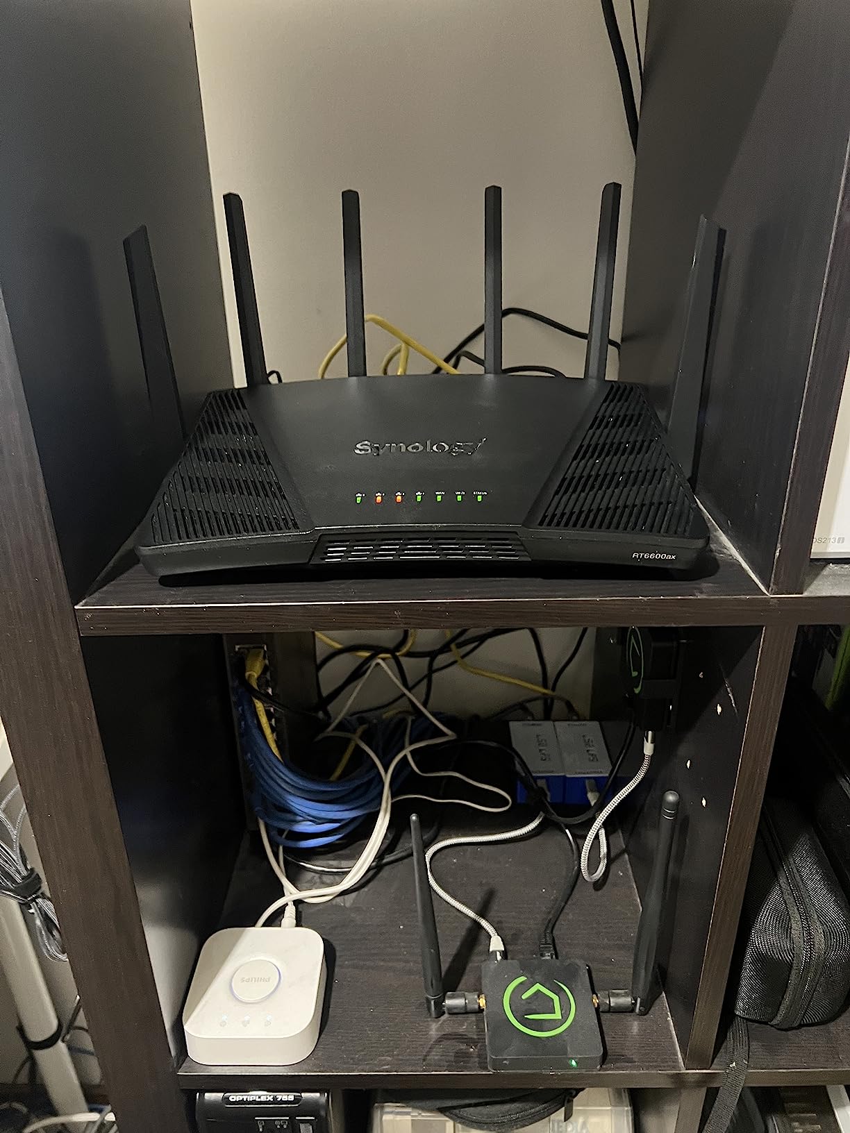 Synology RT6600ax Tri-Band Wi-Fi 6 Router - Quad-Core 1.8 GHz, 1 GB ...