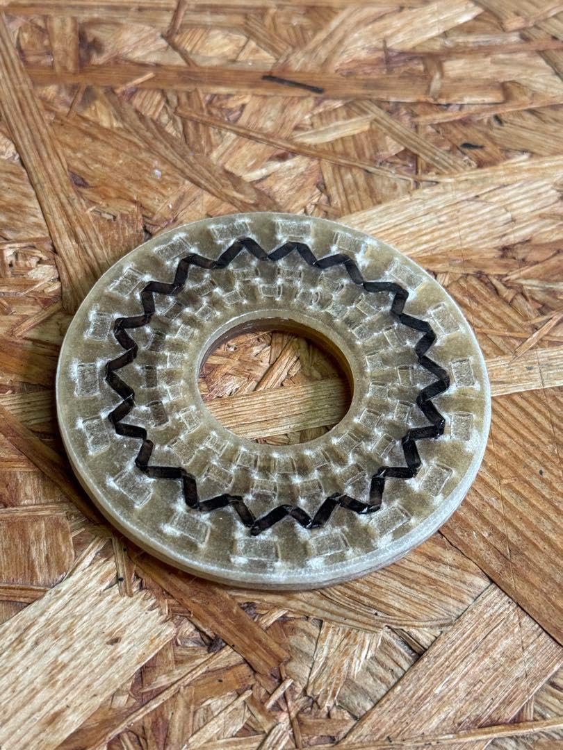 模造刀 美品 伝統的な日本刀スタイルの装飾刀 オレンジ 模造刀 模造刀