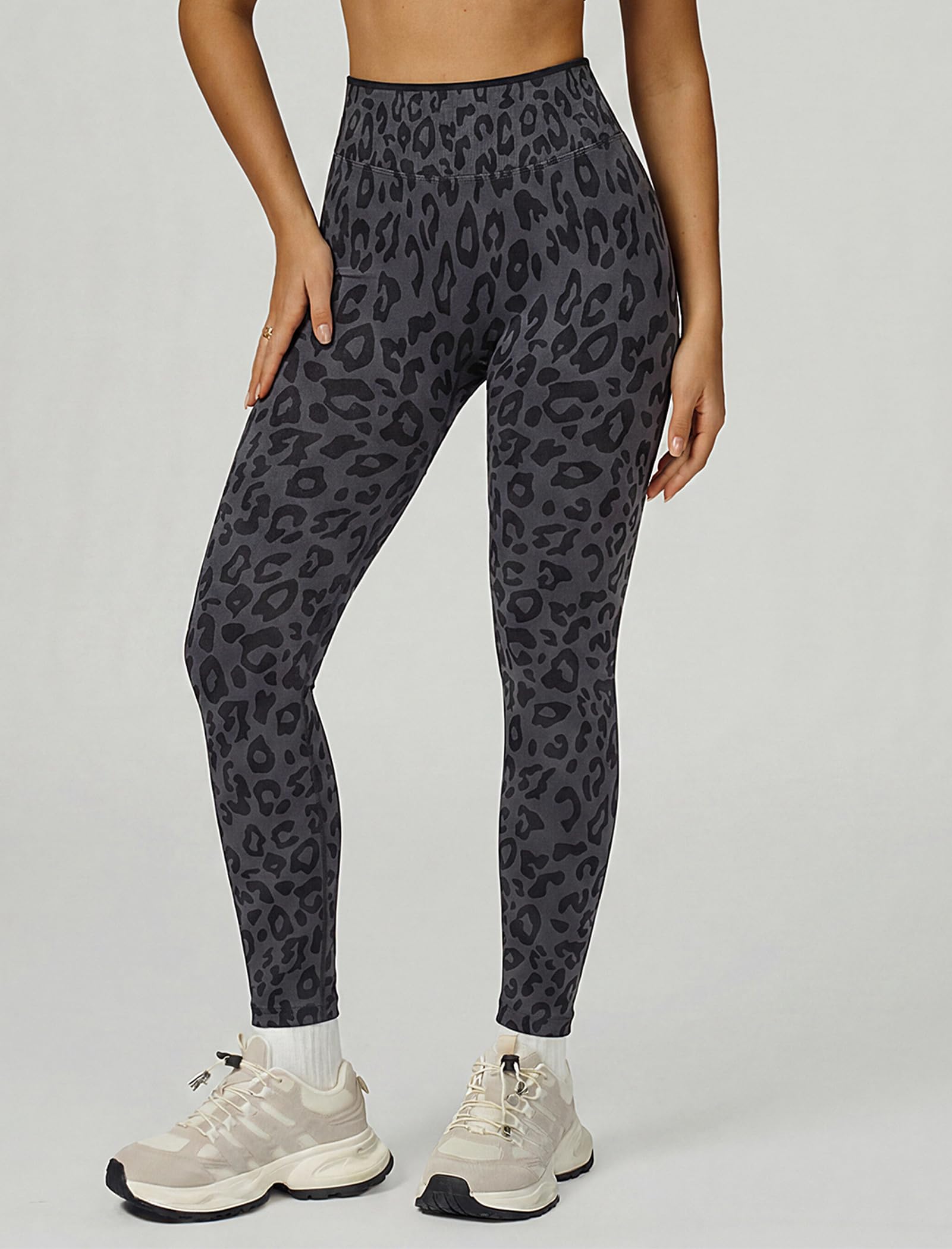 Odizli Leggings sportivi da donna a vita alta, con motivo leopardato, opachi